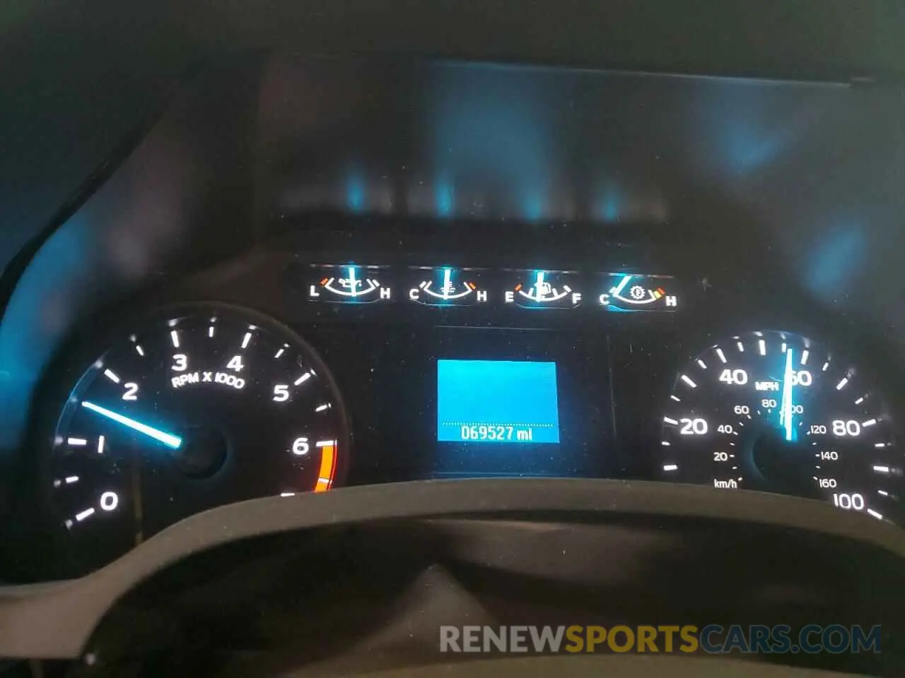 9 Photograph of a damaged car 1FTBF2A65KEE74702 FORD F250 2019