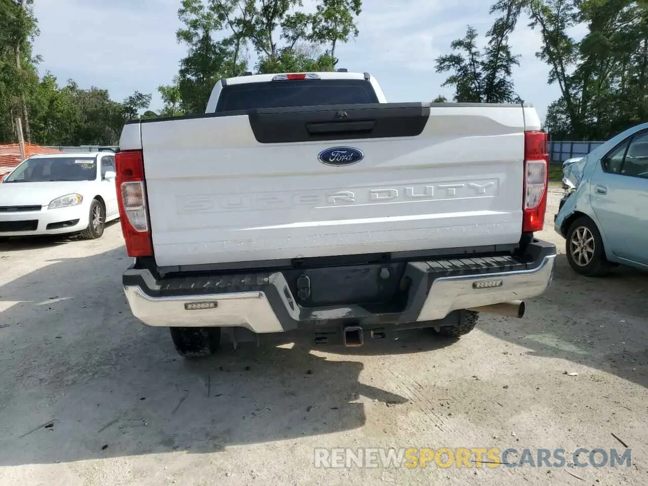 6 Photograph of a damaged car 1FT7W2B60LEE03669 FORD F250 2020