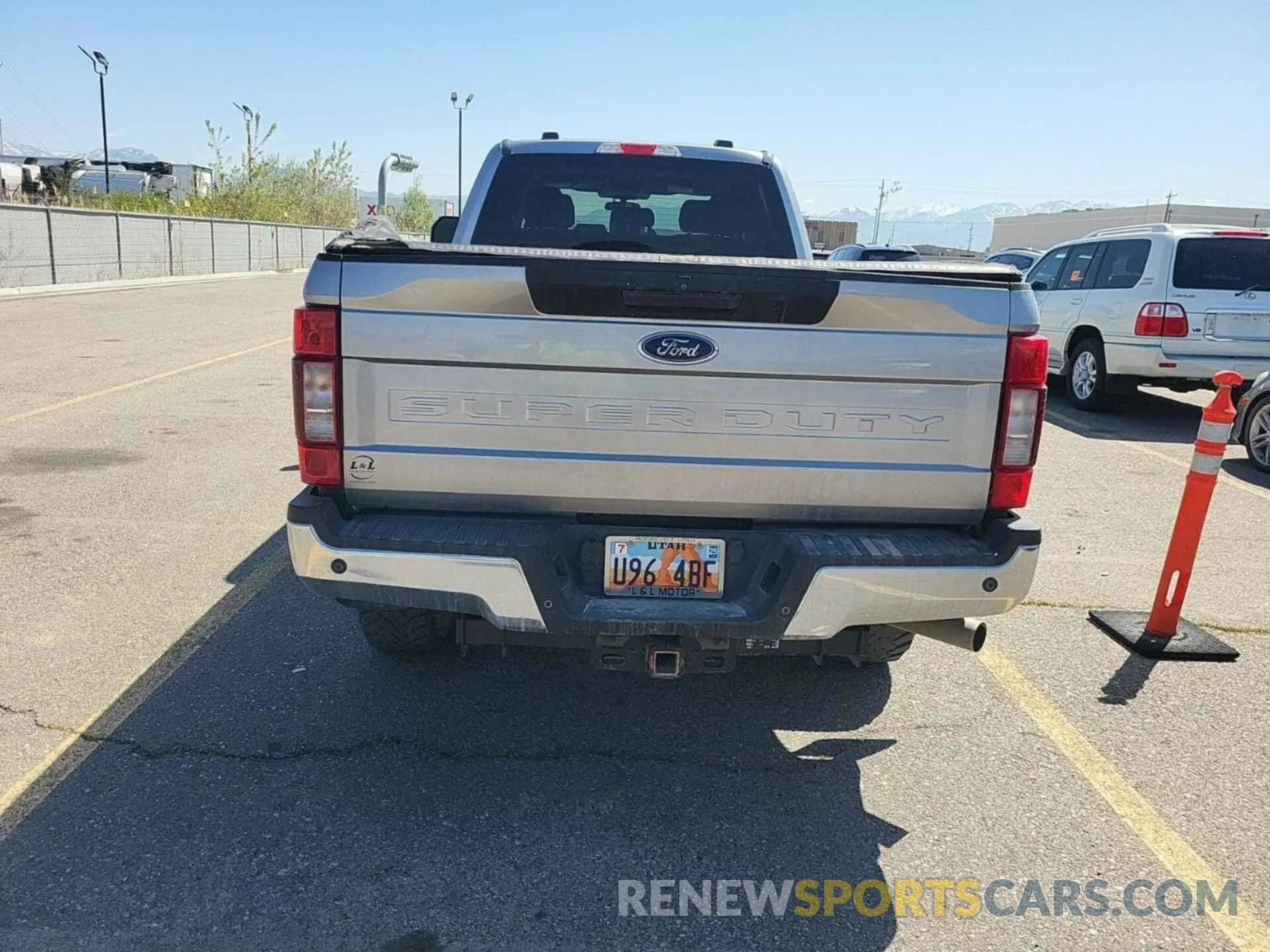 16 Фотография поврежденного автомобиля 1FT7W2B63LED61353 FORD F250 2020