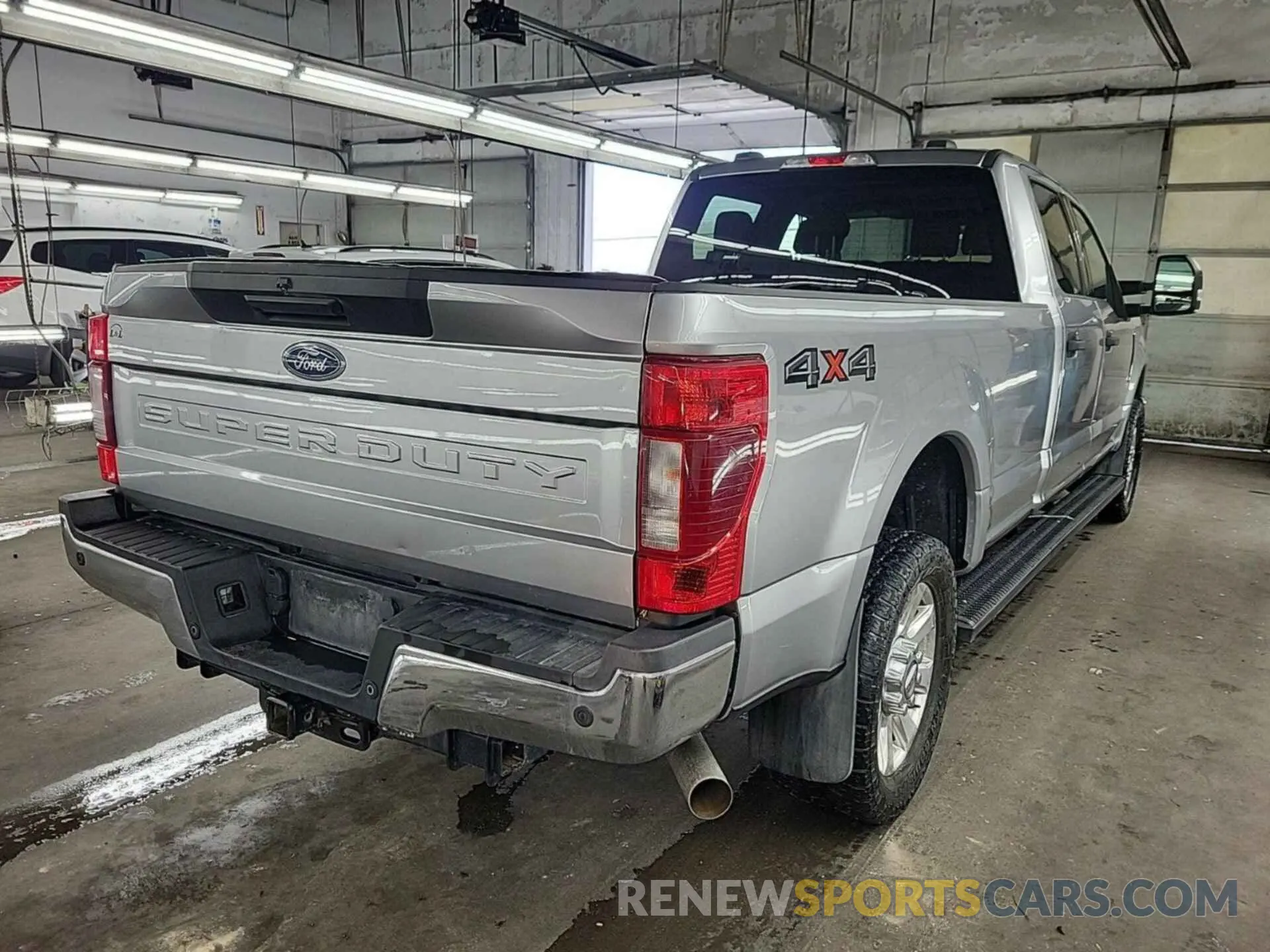 43 Photograph of a damaged car 1FT7W2B68LED71019 FORD F250 2020