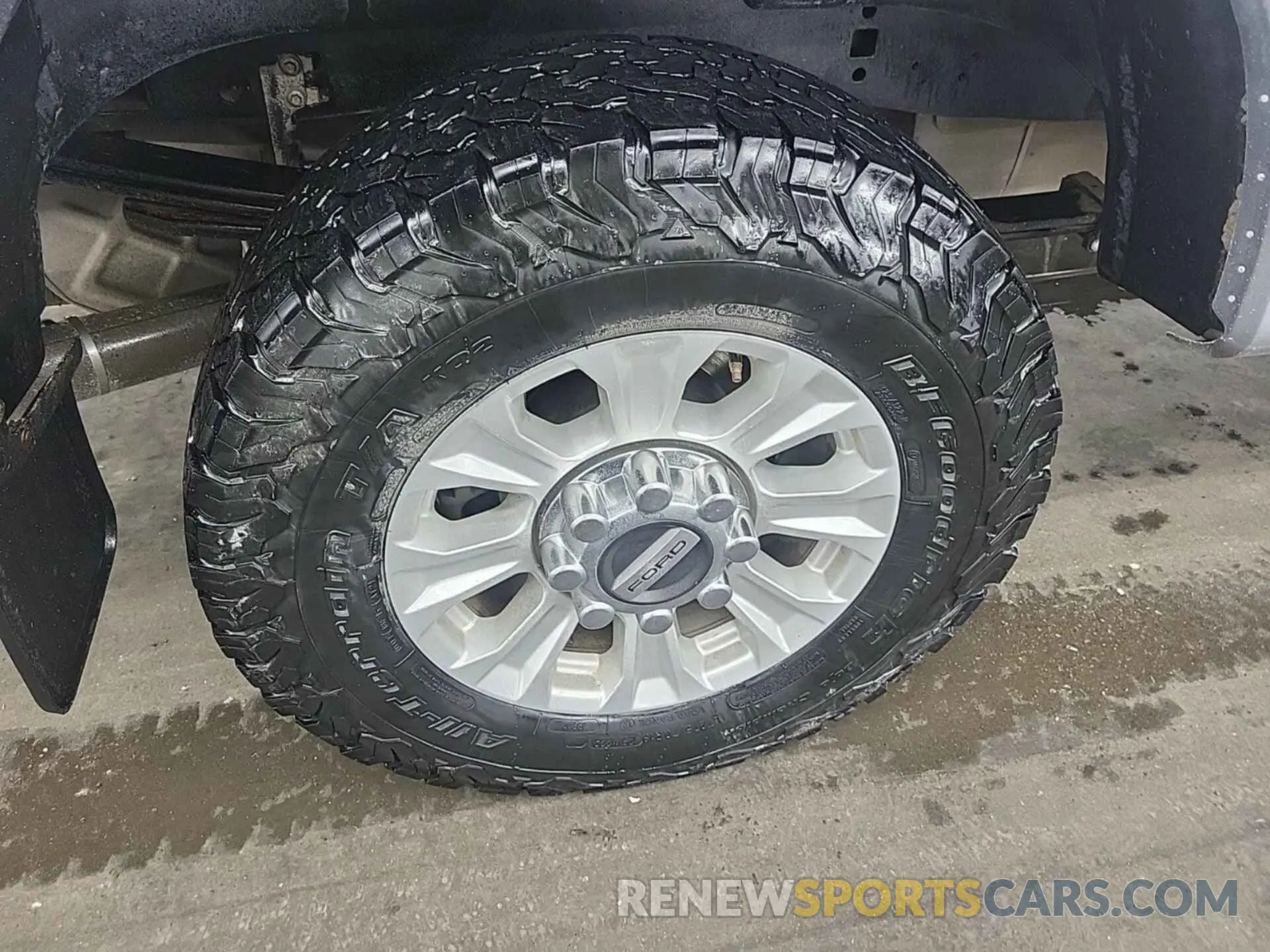 21 Photograph of a damaged car 1FT7W2B6XLED61351 FORD F250 2020