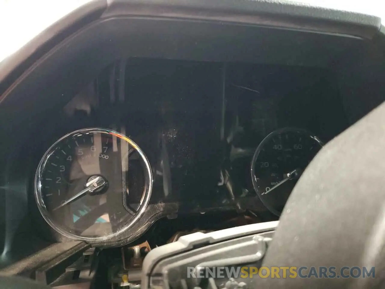9 Photograph of a damaged car 1FT7W2BN4LEE31059 FORD F250 2020