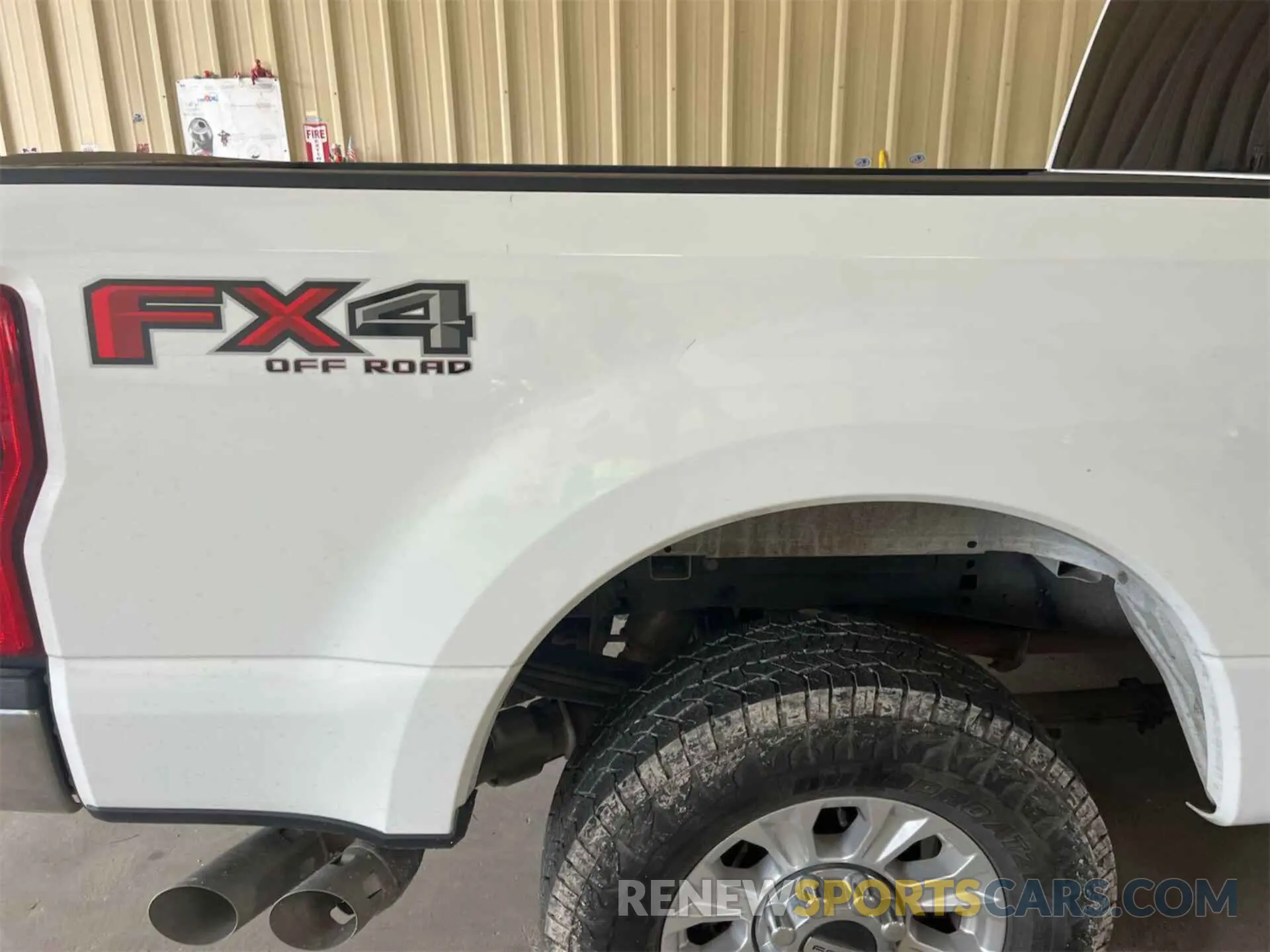 11 Фотография поврежденного автомобиля 1FT7W2BT4LED70892 FORD F250 2020