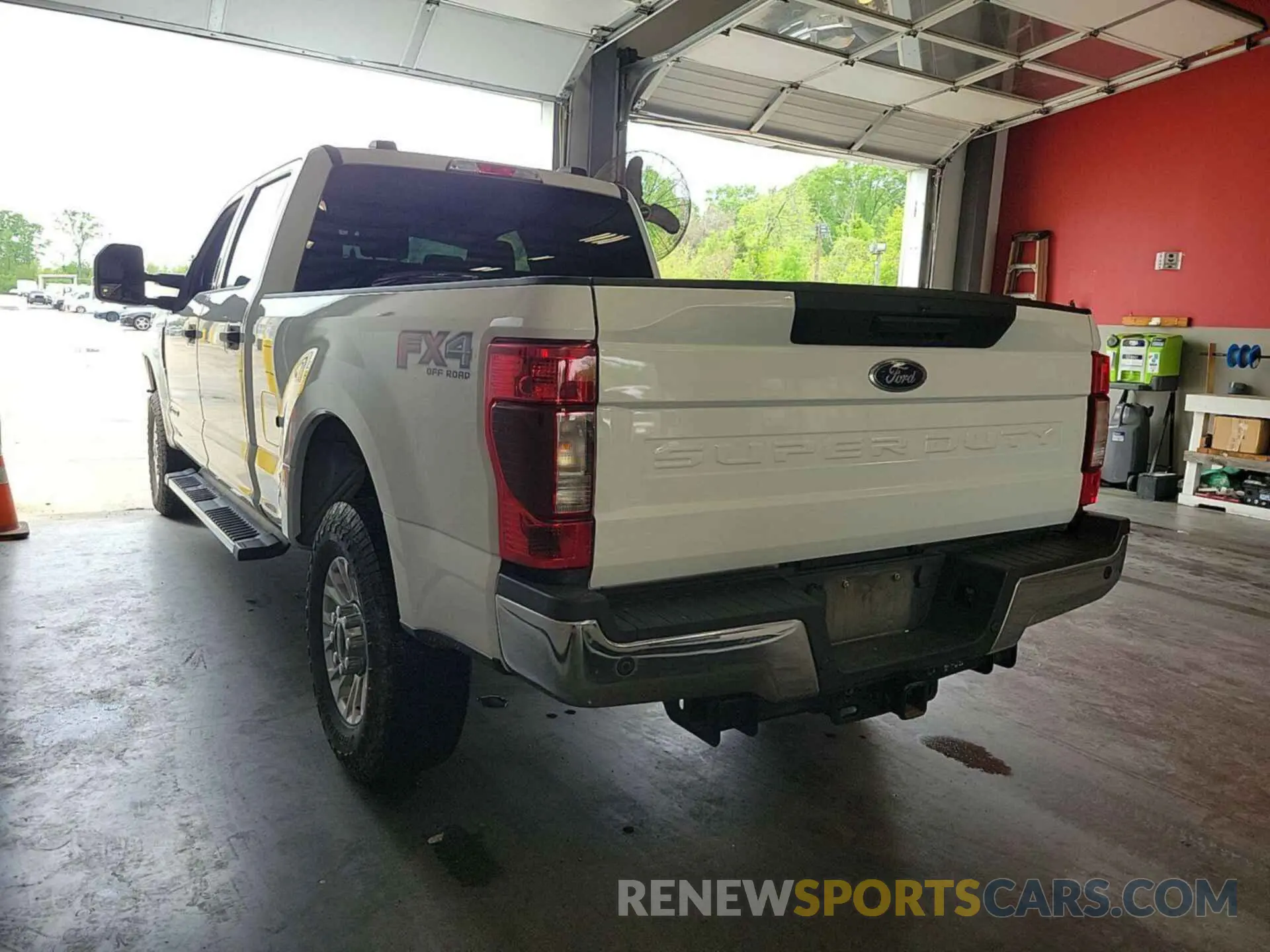 12 Фотография поврежденного автомобиля 1FT7W2BT4LED70892 FORD F250 2020