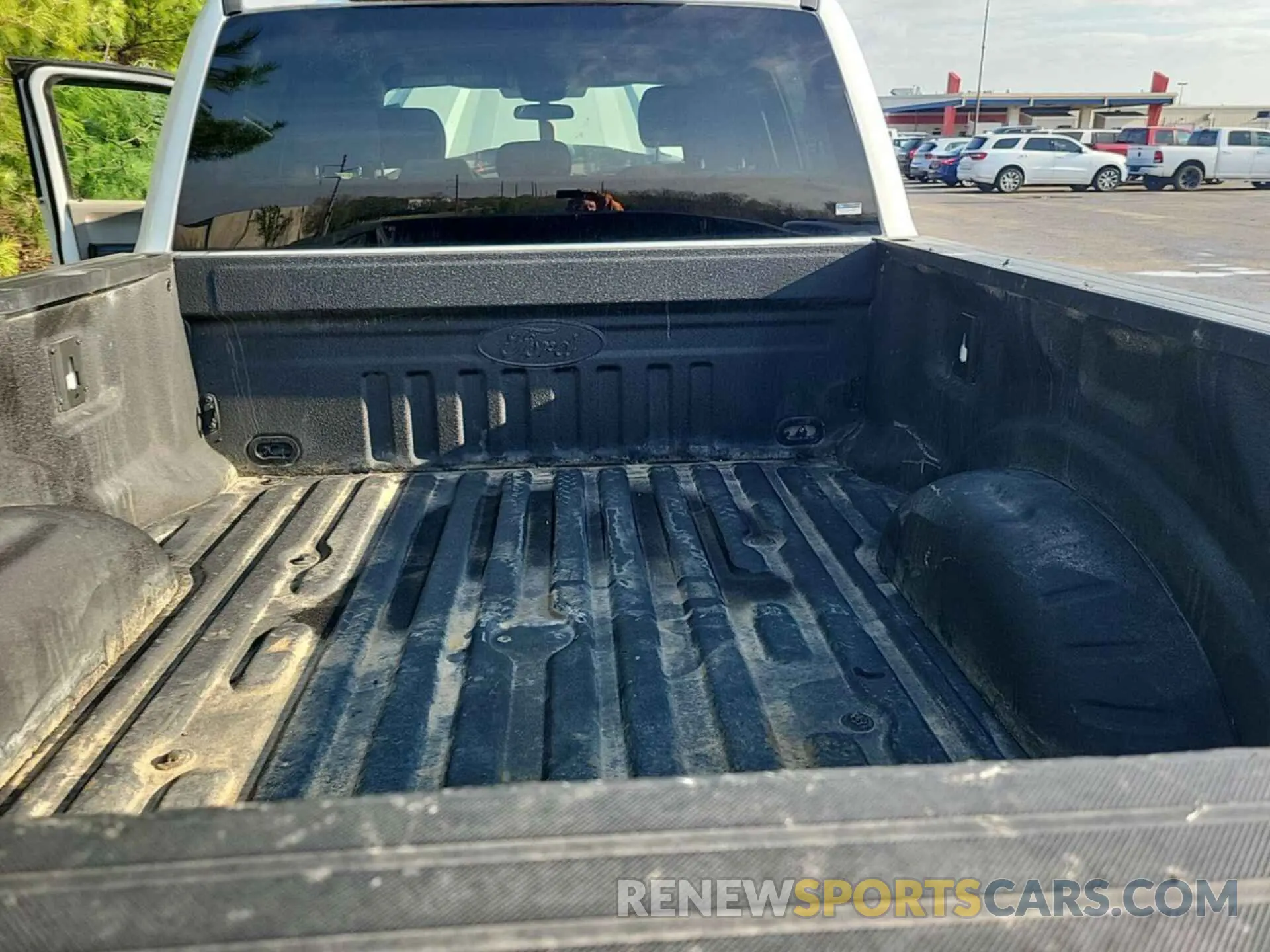 27 Photograph of a damaged car 1FT7W2BT7LED98668 FORD F250 2020