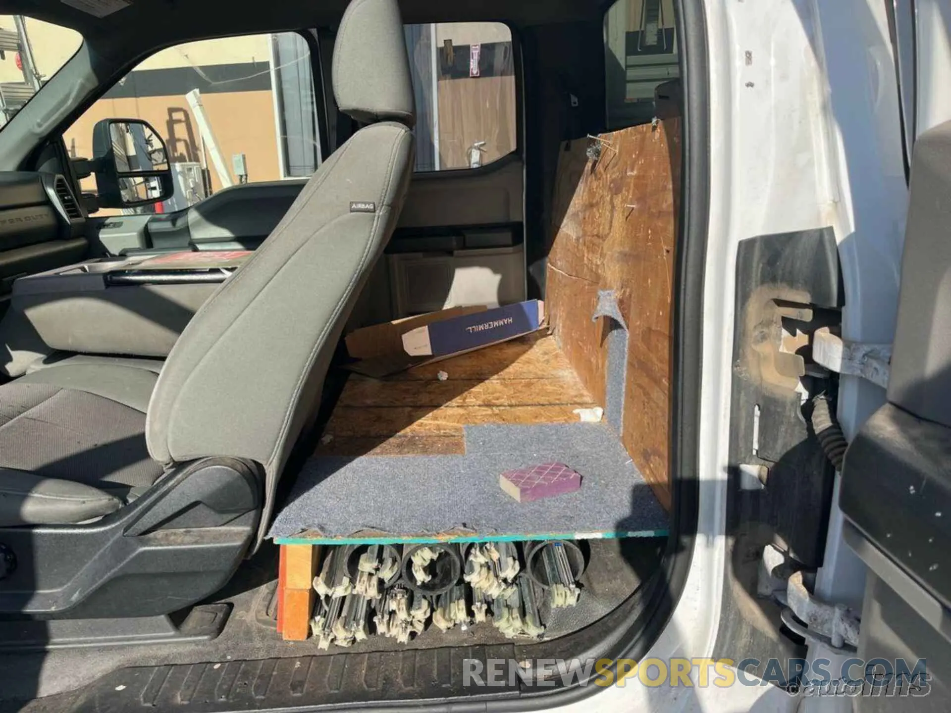 4 Photograph of a damaged car 1FT7X2A61LEC53733 FORD F250 2020