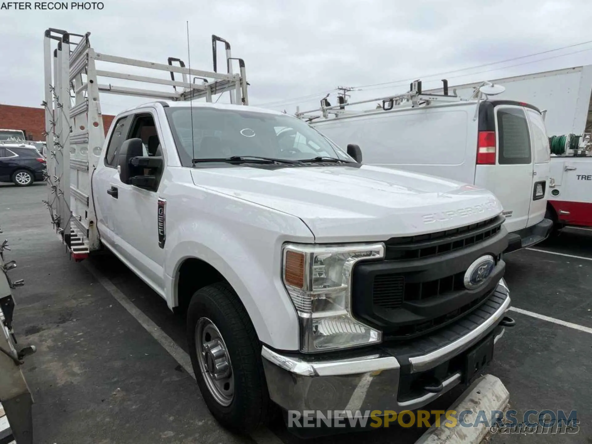8 Photograph of a damaged car 1FT7X2A61LEC53733 FORD F250 2020