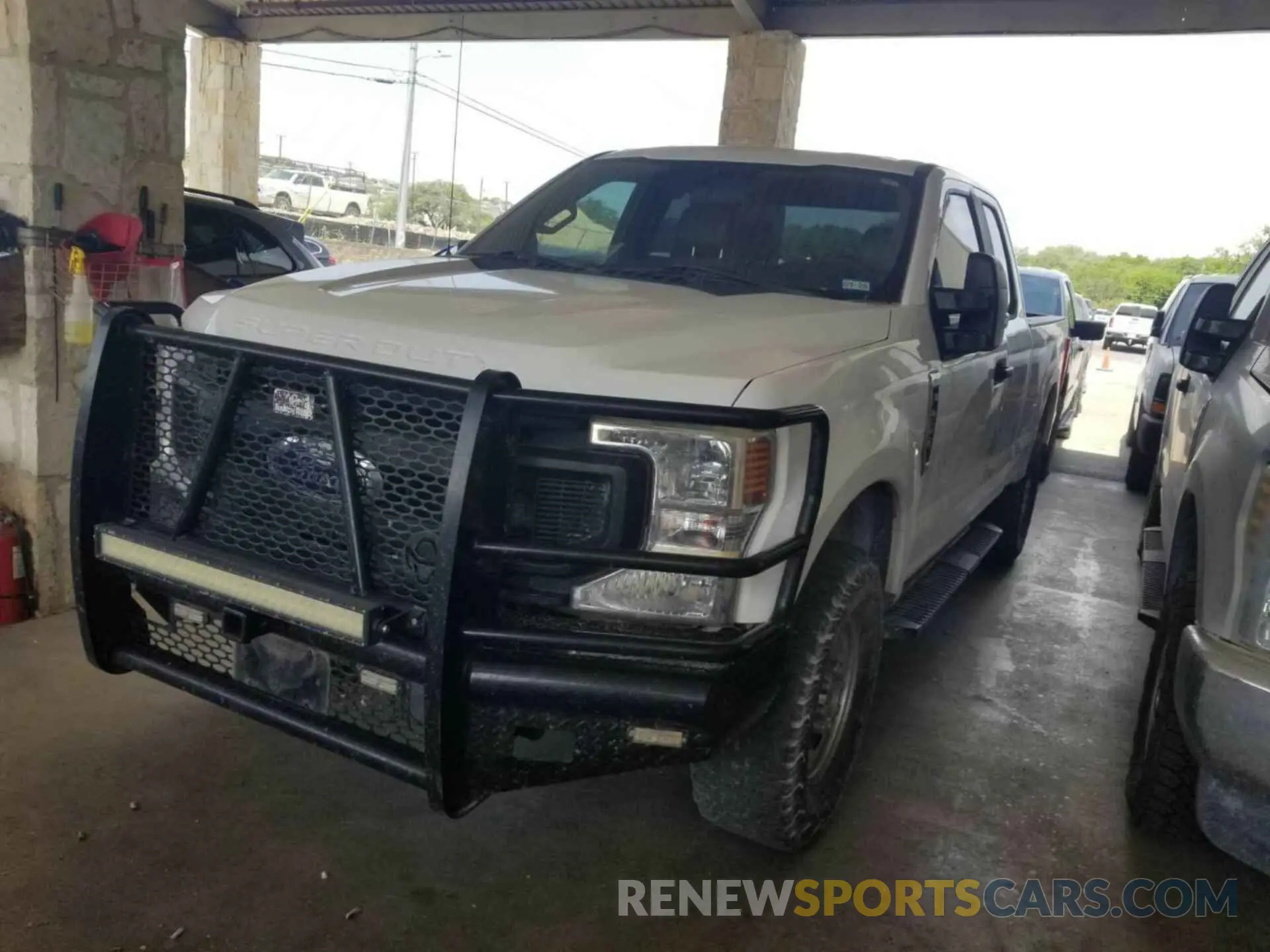 2 Фотография поврежденного автомобиля 1FT7X2B69LEC61495 FORD F250 2020