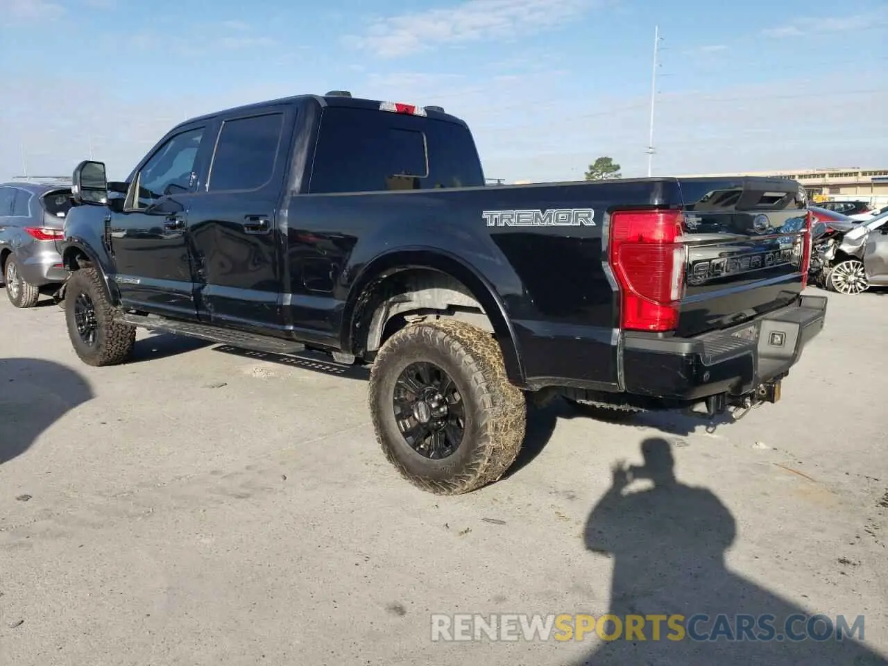 2 Фотография поврежденного автомобиля 1FT8W2BT0LEC67313 FORD F250 2020
