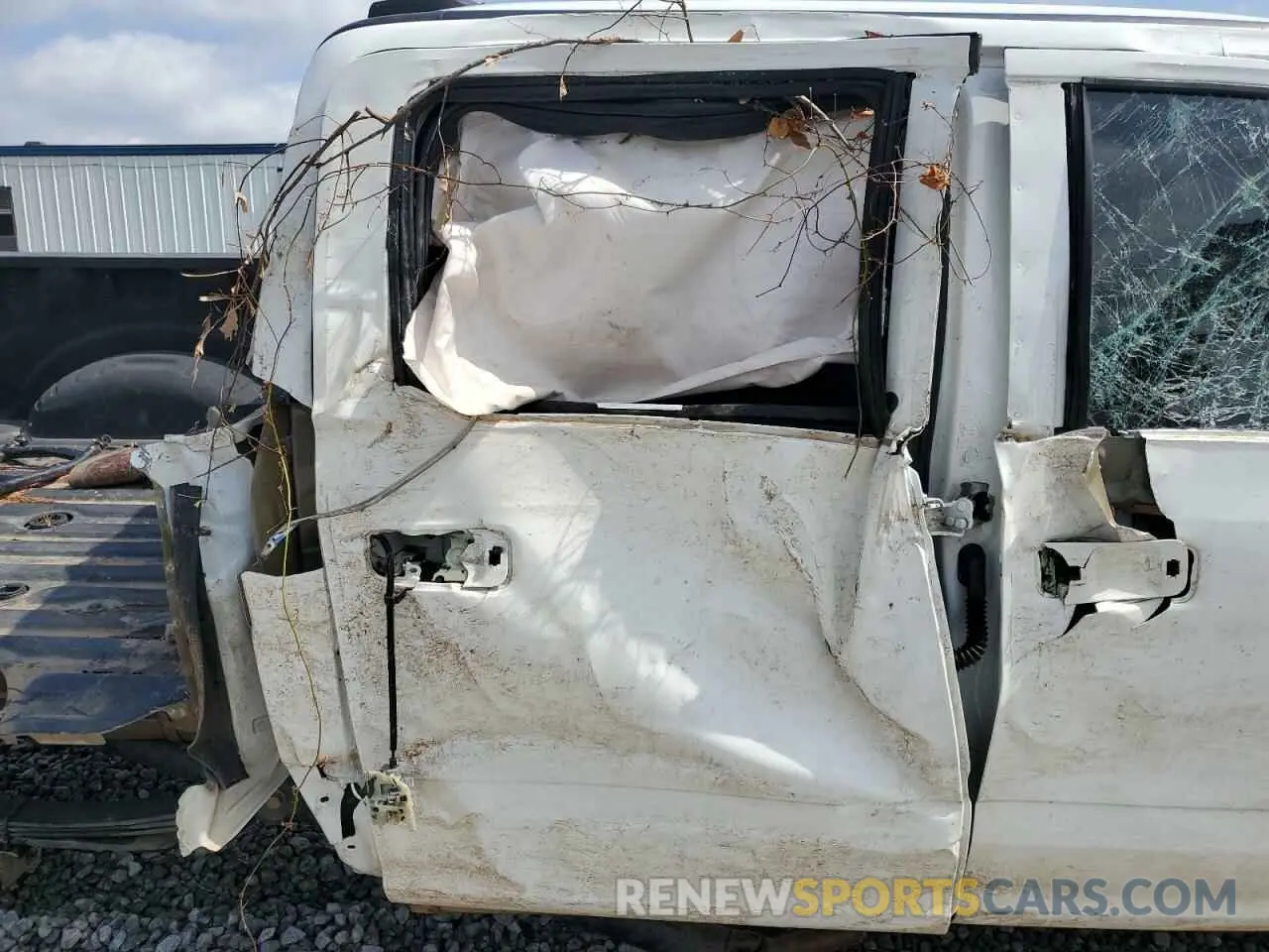 10 Photograph of a damaged car 1FT8W2BT0LED82218 FORD F250 2020
