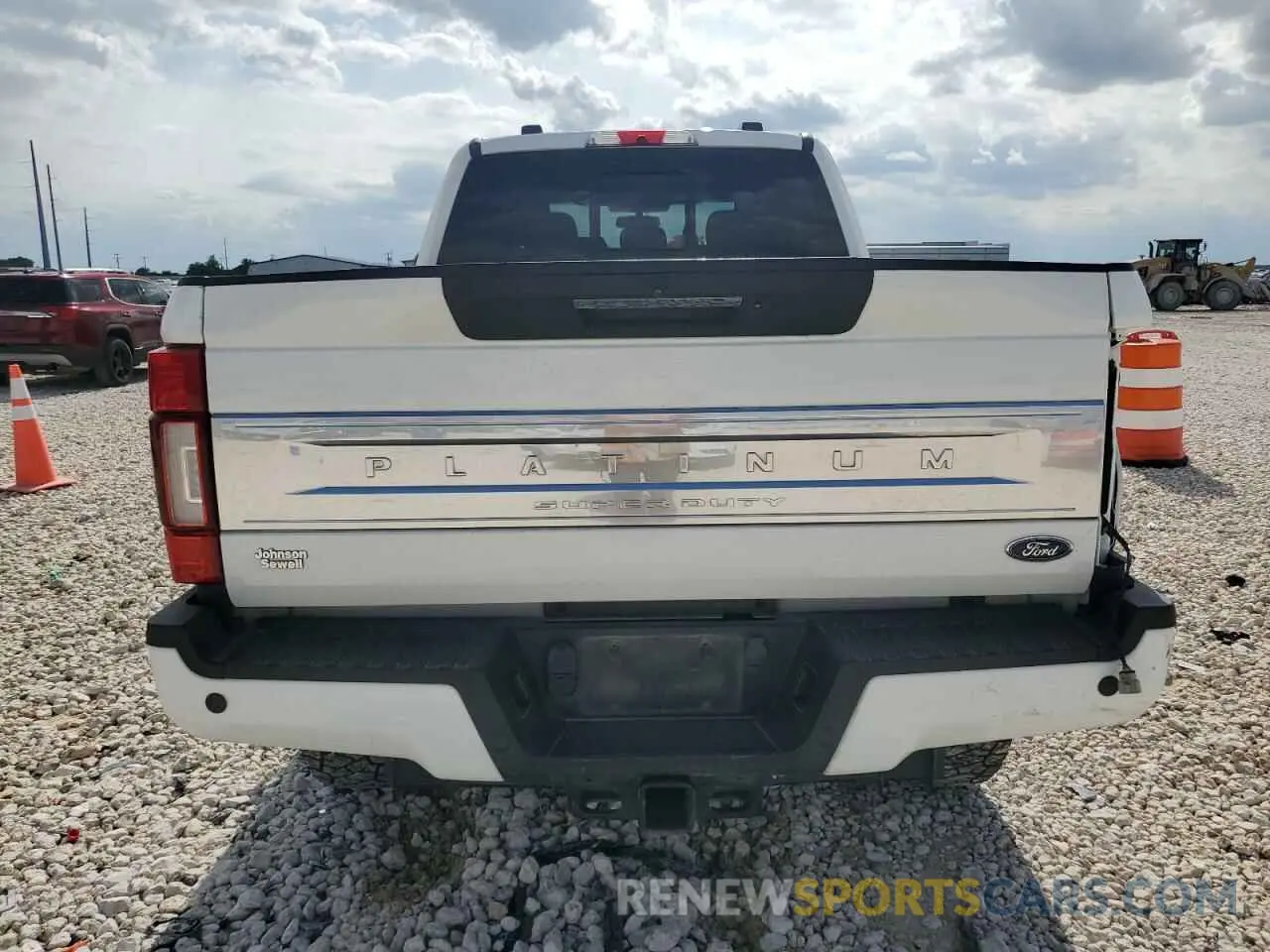6 Photograph of a damaged car 1FT8W2BT1LEC87618 FORD F250 2020