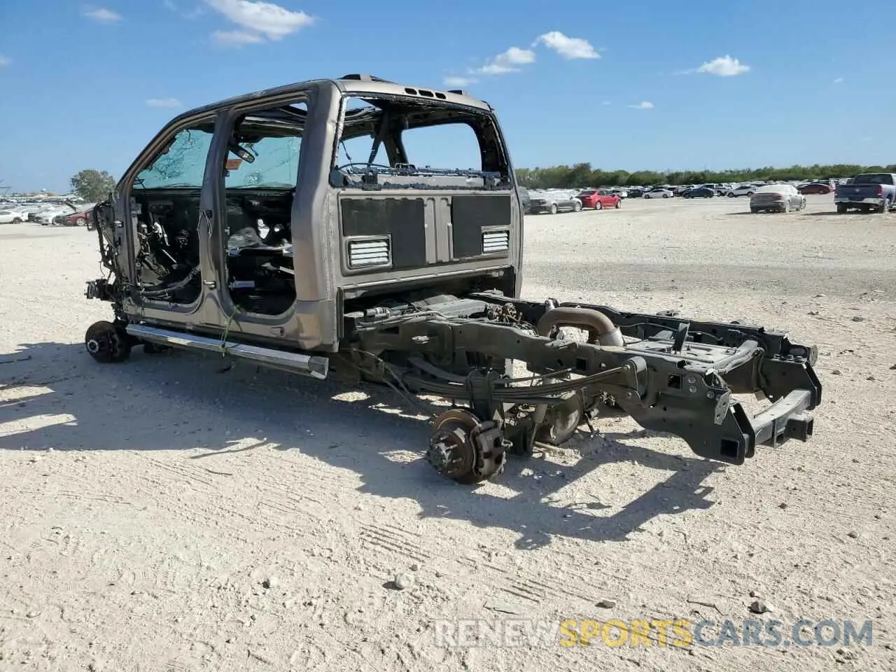 2 Photograph of a damaged car 1FT8W2BT3LED61816 FORD F250 2020