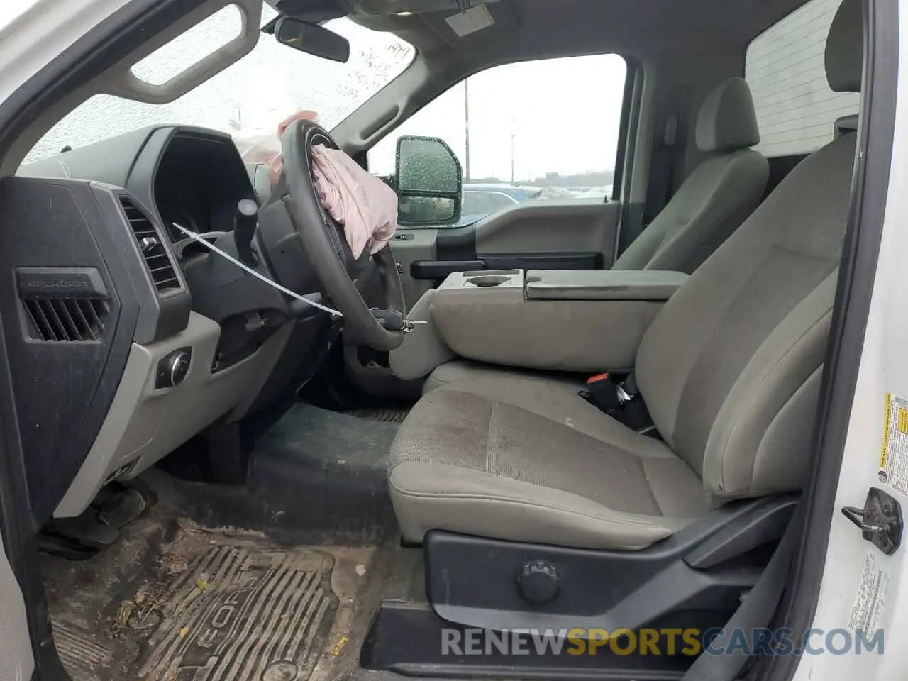 7 Photograph of a damaged car 1FTBF2B61LEC99851 FORD F250 2020