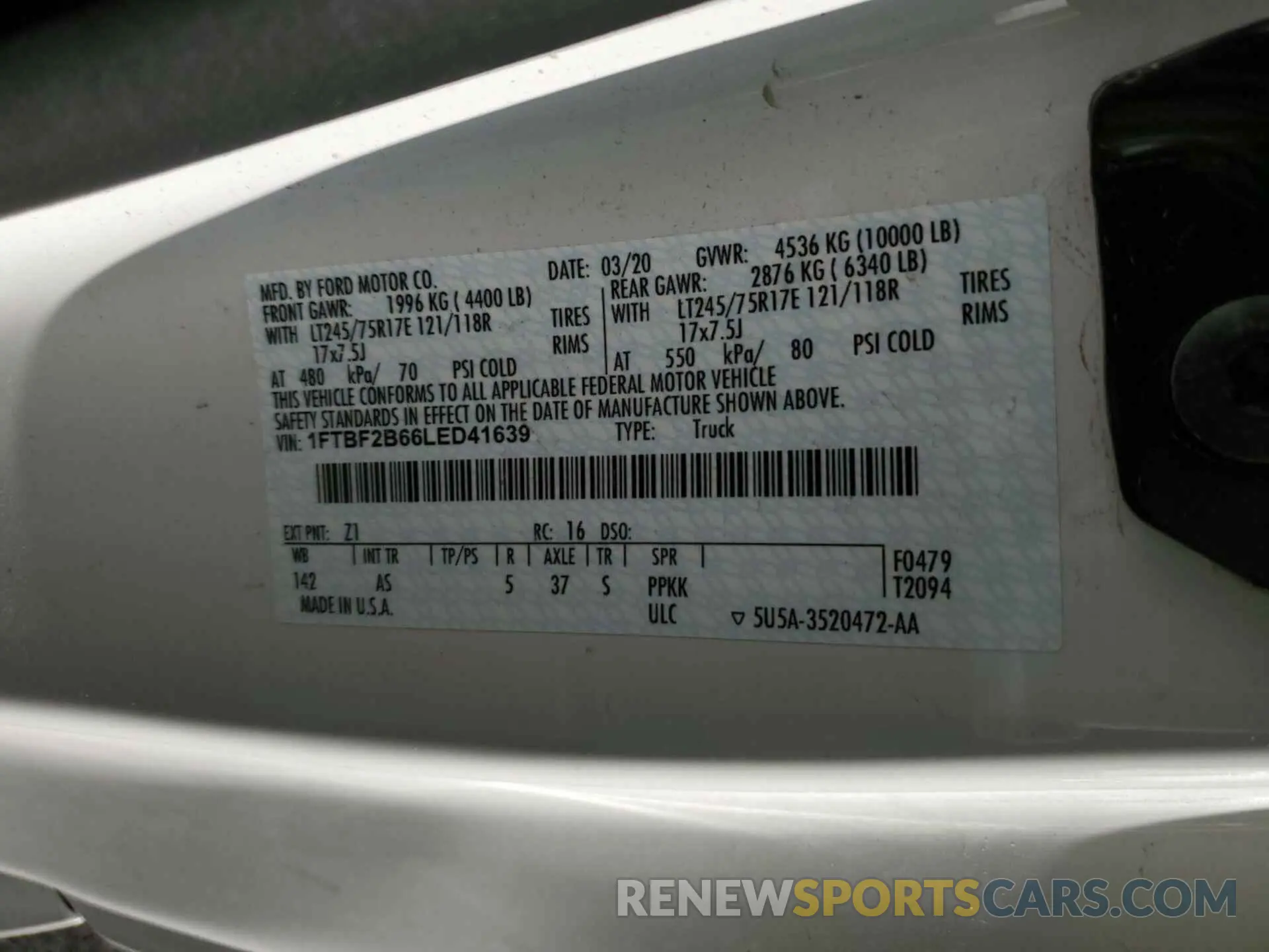 20 Photograph of a damaged car 1FTBF2B66LED41639 FORD F250 2020