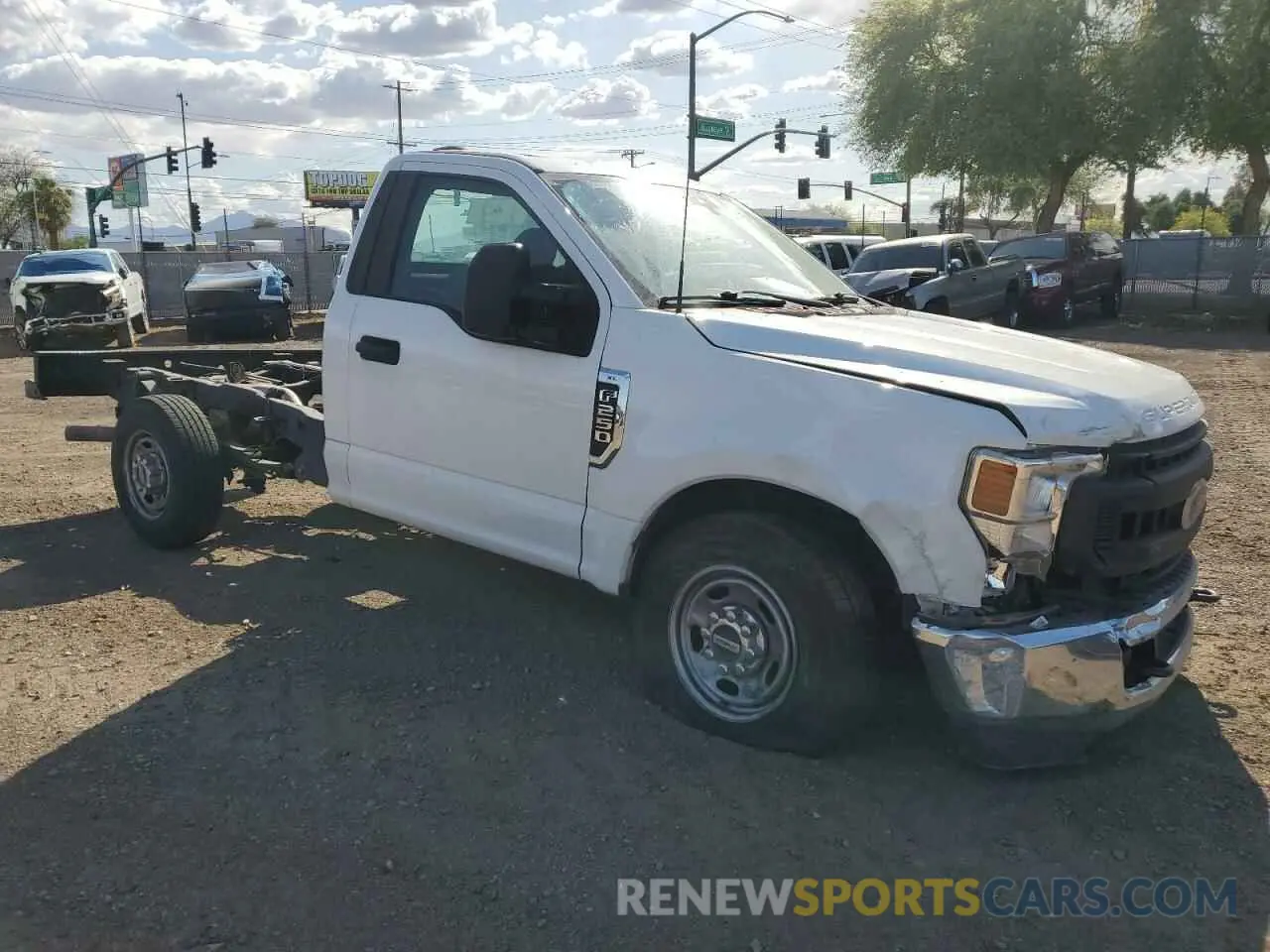 4 Фотография поврежденного автомобиля 1FDBF2A69MEE17496 FORD F250 2021