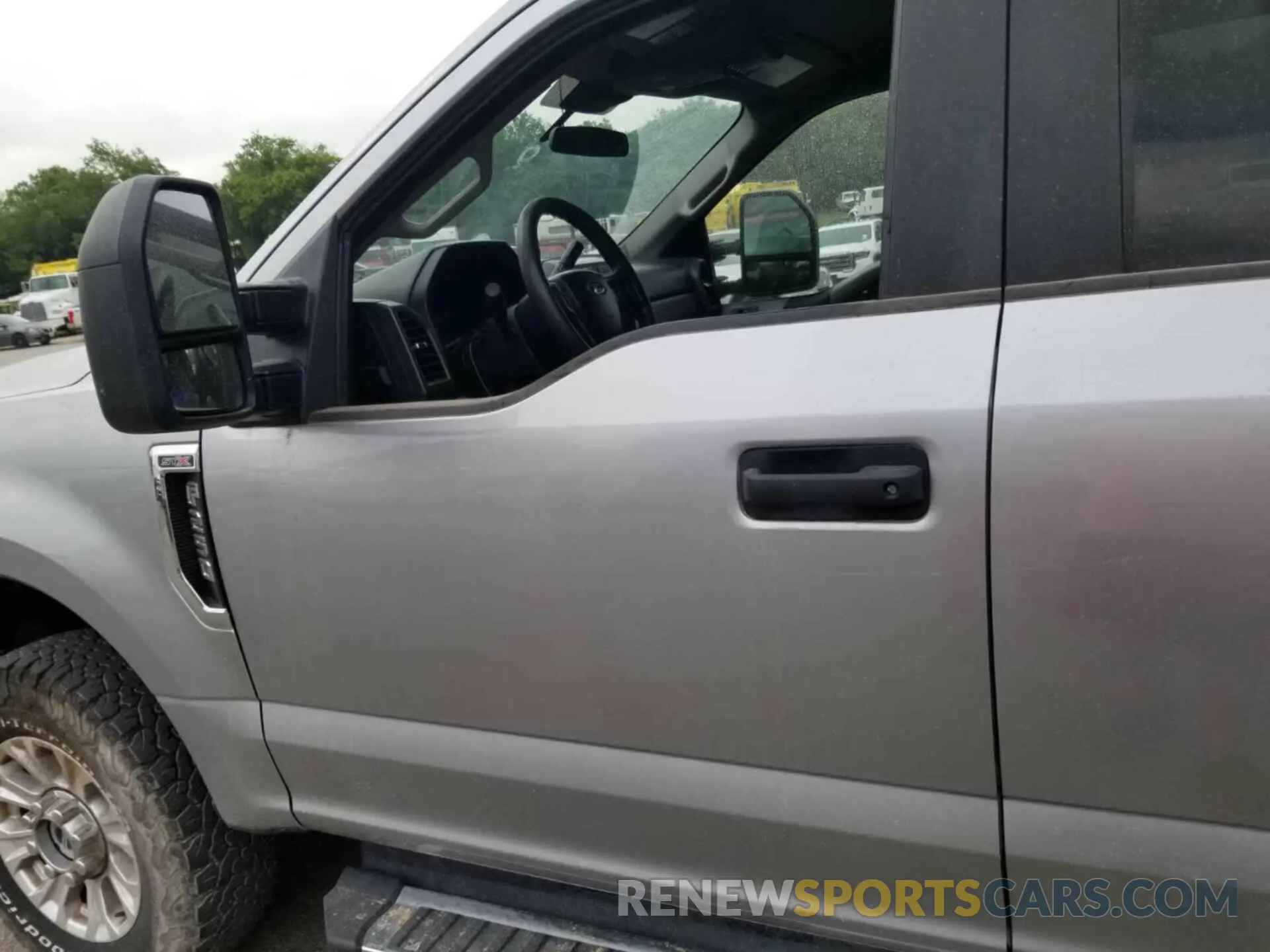 12 Photograph of a damaged car 1FT7W2B61MEE13614 FORD F250 2021