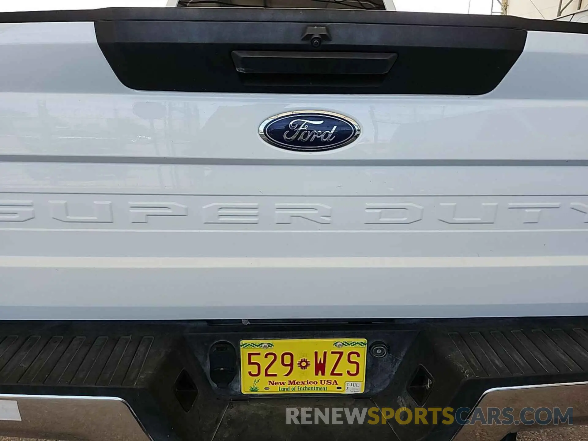 19 Photograph of a damaged car 1FT7W2B65MED48458 FORD F250 2021