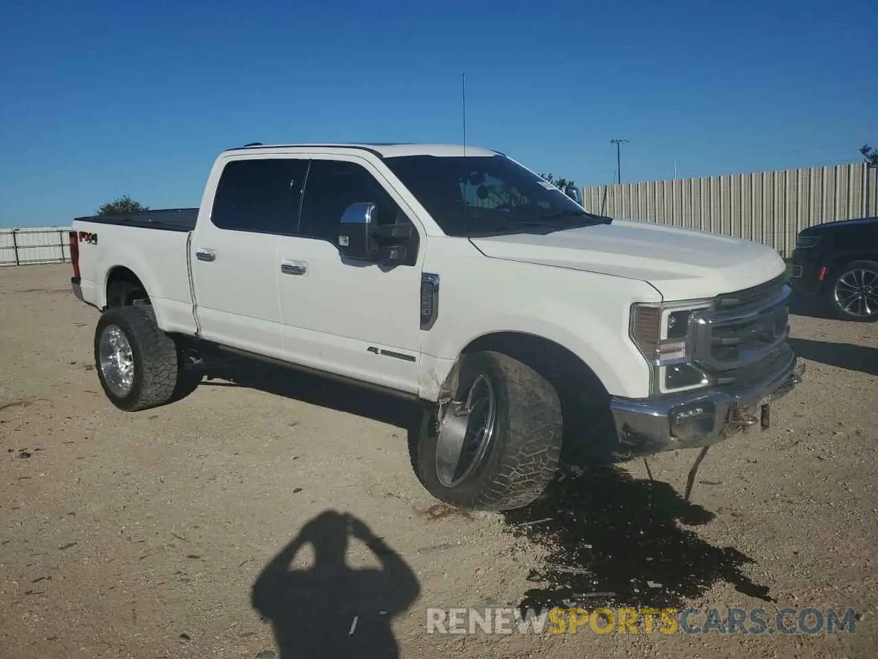 4 Photograph of a damaged car 1FT7W2BT6MED39208 FORD F250 2021