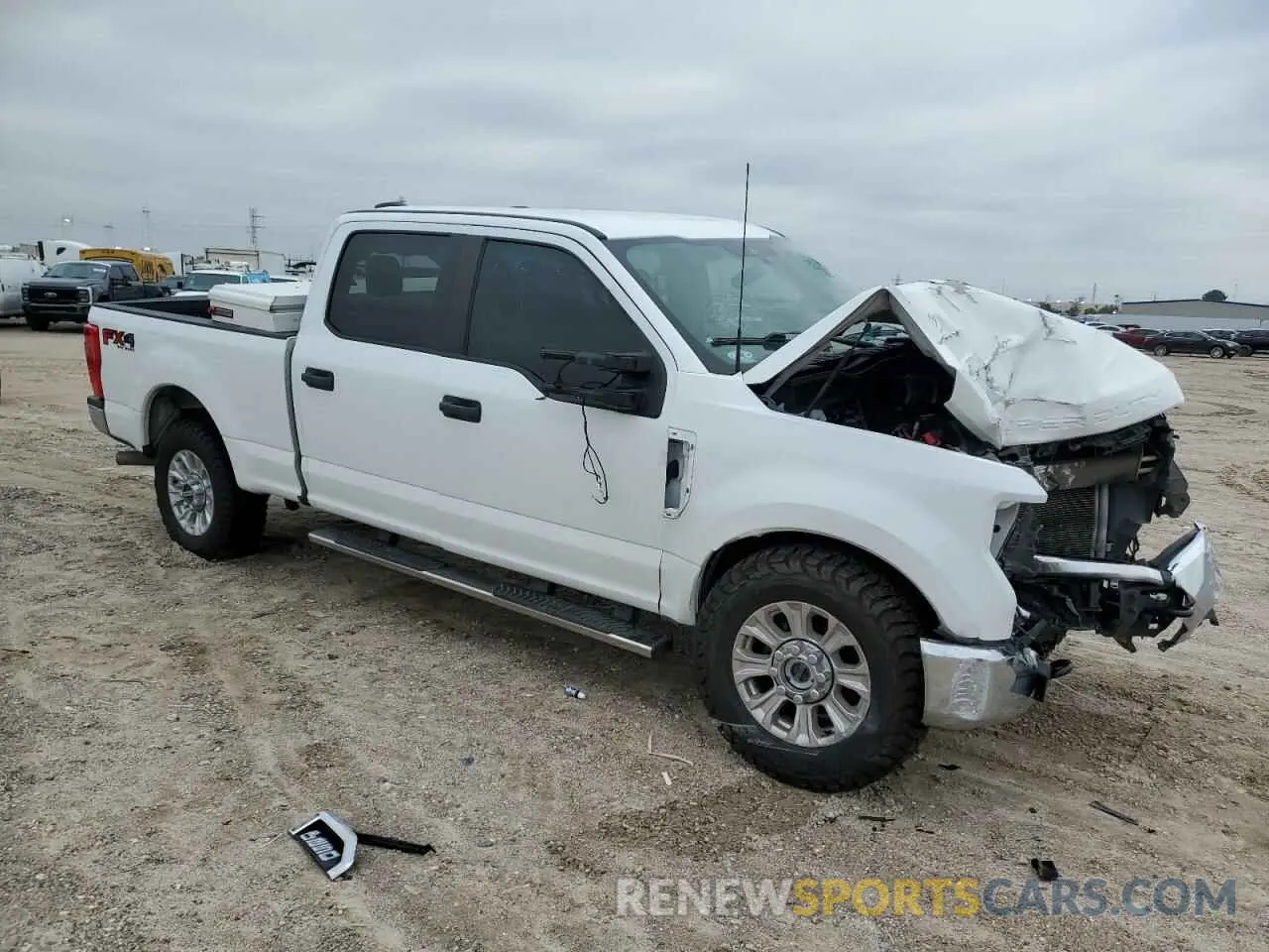 4 Photograph of a damaged car 1FT7W2B62NEG39923 FORD F250 2022