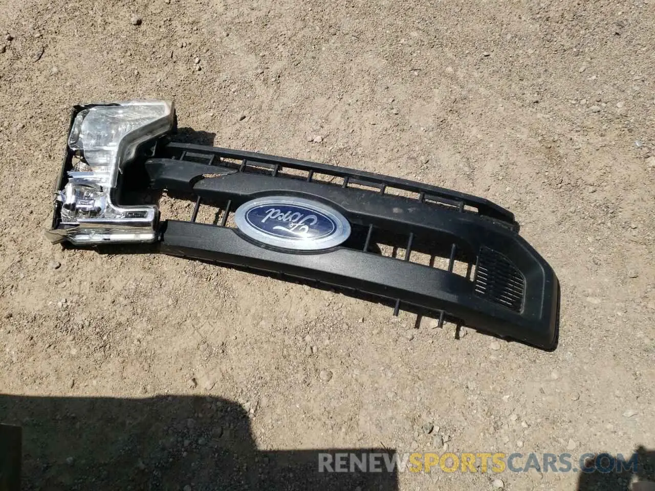 13 Photograph of a damaged car 1FT7W2B64NEE68639 FORD F250 2022