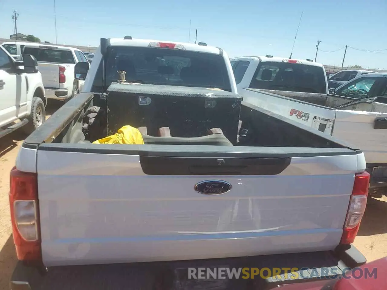 6 Photograph of a damaged car 1FT7W2B67NED00803 FORD F250 2022