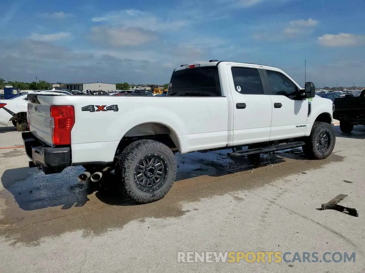 3 Photograph of a damaged car 1FT7W2BT1NEE82374 FORD F250 2022
