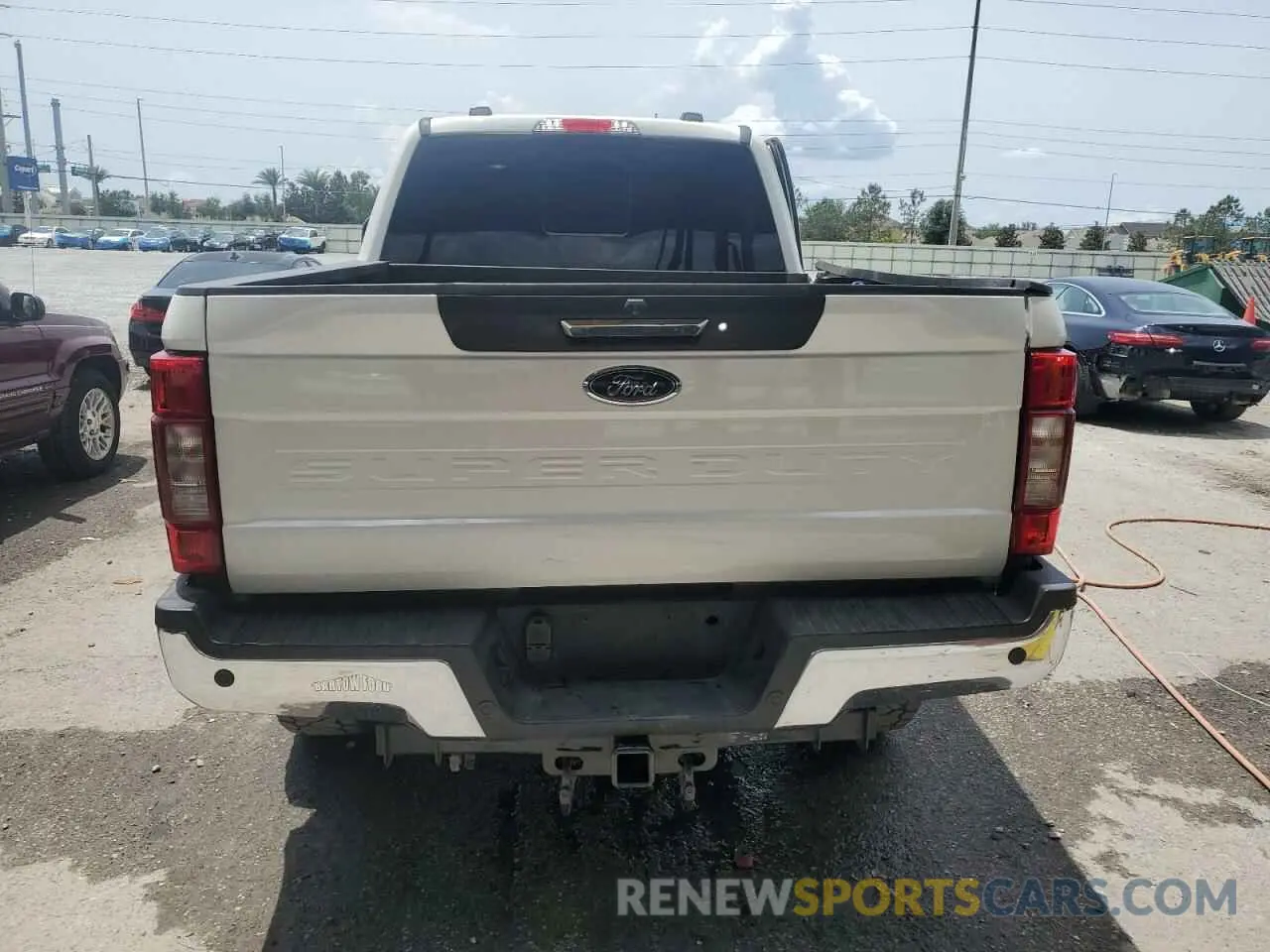 6 Photograph of a damaged car 1FT7W2BT2NEE33197 FORD F250 2022