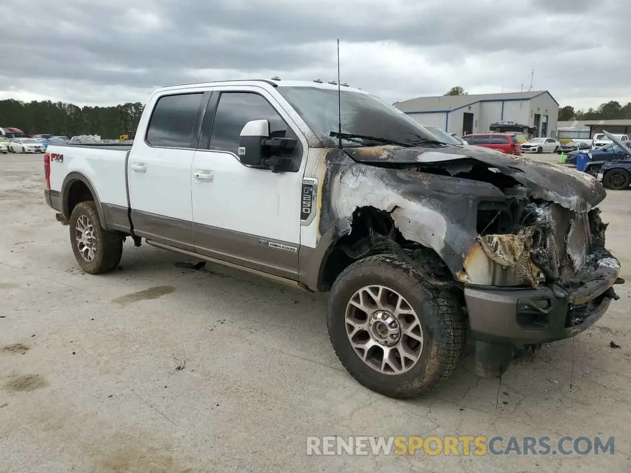 4 Photograph of a damaged car 1FT7W2BT5NED02846 FORD F250 2022