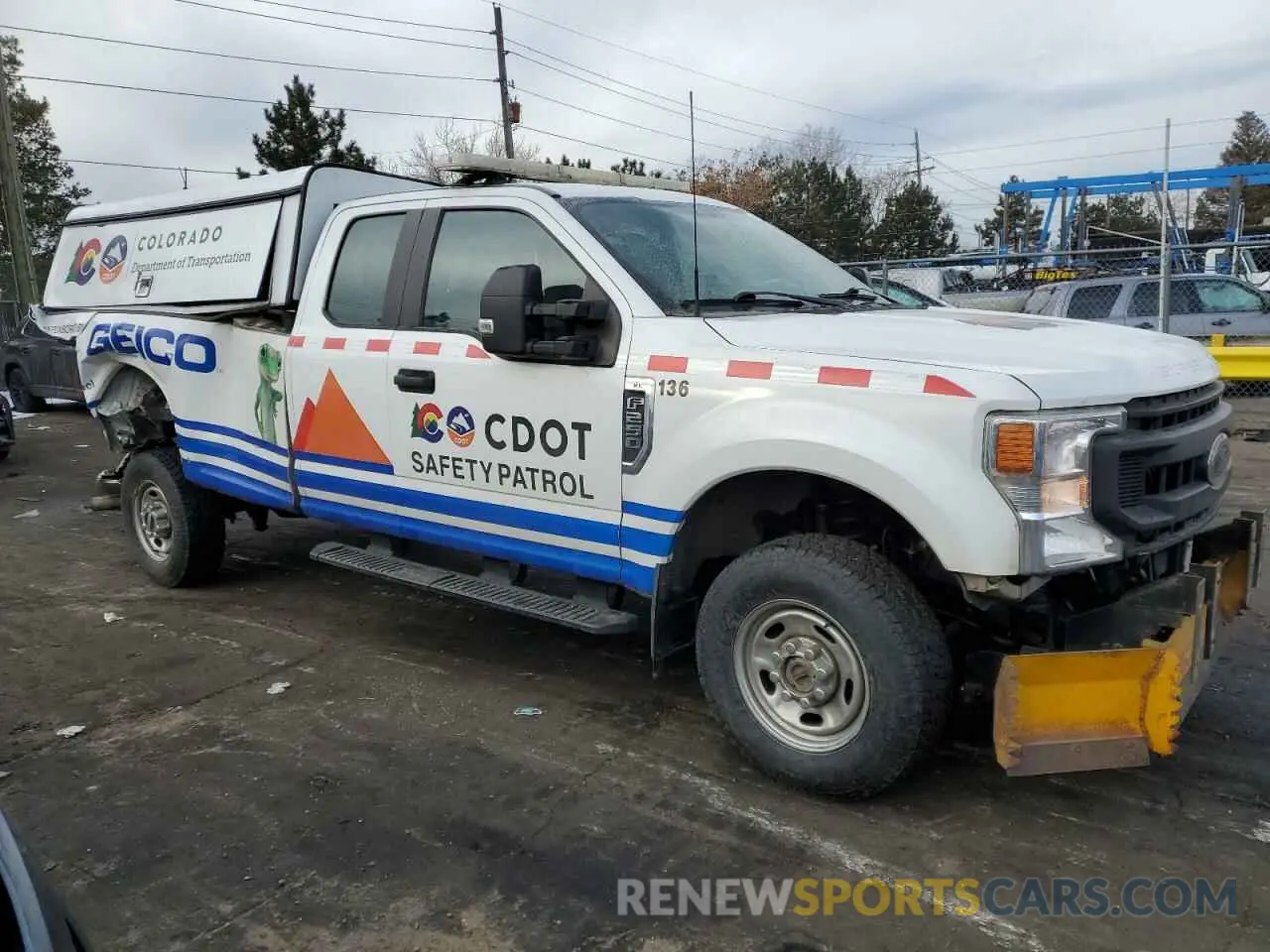 4 Photograph of a damaged car 1FT7X2B61NEC67925 FORD F250 2022
