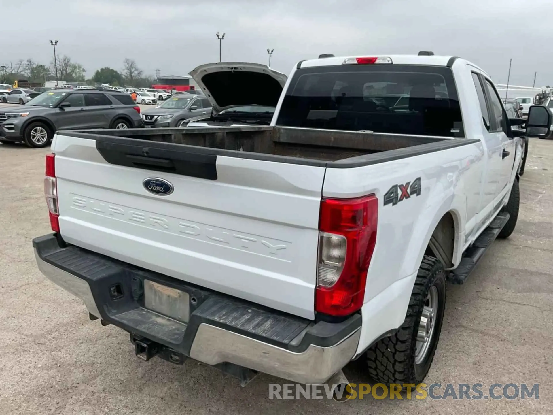 18 Photograph of a damaged car 1FT7X2B63NEE90693 FORD F250 2022