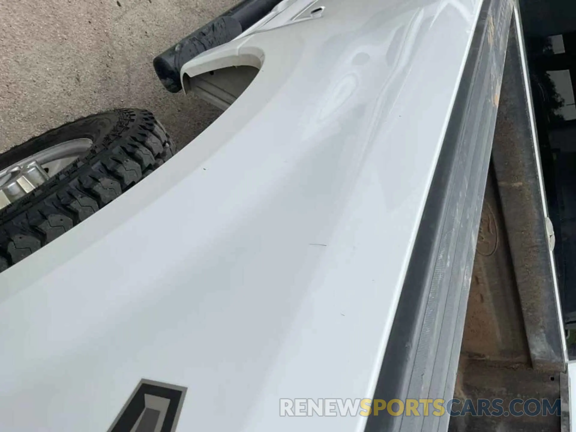 5 Photograph of a damaged car 1FT7X2B63NEE90693 FORD F250 2022
