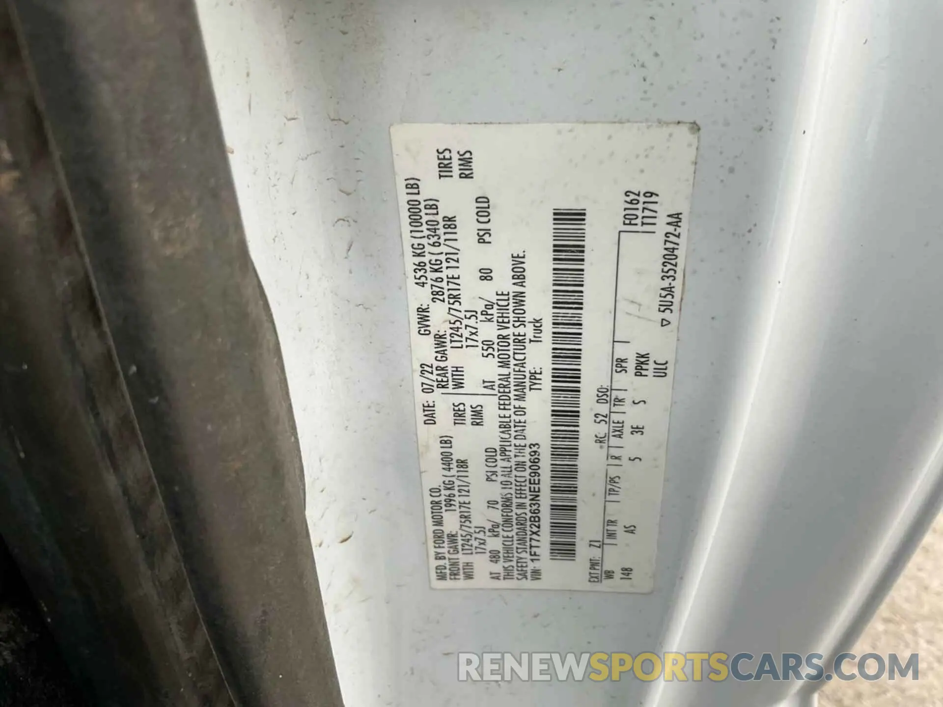 9 Photograph of a damaged car 1FT7X2B63NEE90693 FORD F250 2022
