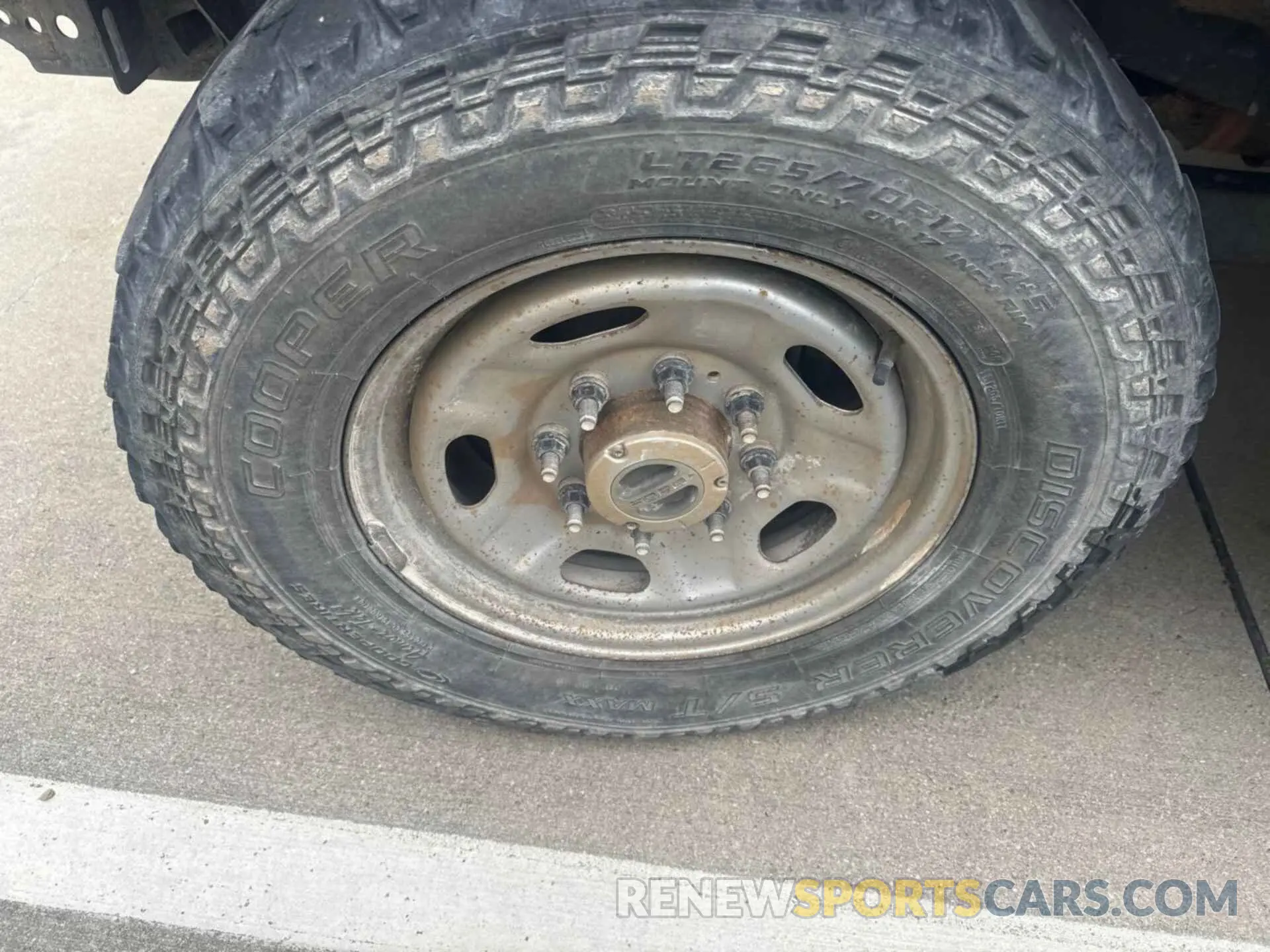 16 Photograph of a damaged car 1FT7X2BN1NED45630 FORD F250 2022