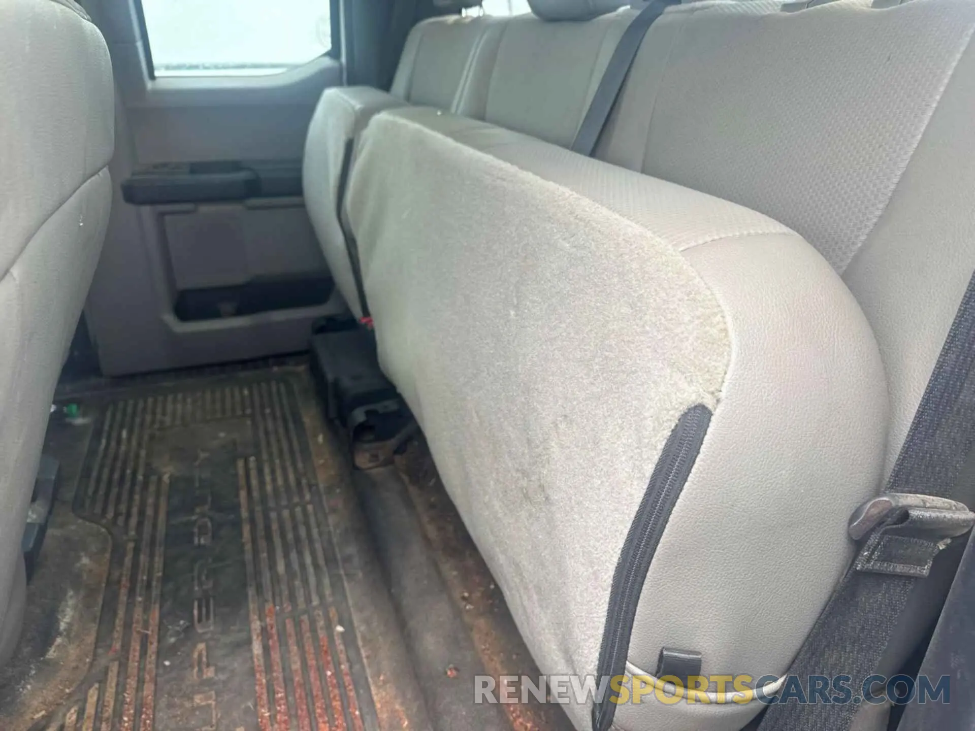 25 Photograph of a damaged car 1FT7X2BN1NED45630 FORD F250 2022