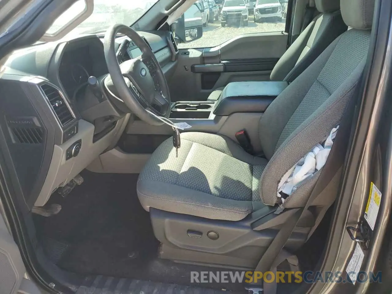 7 Photograph of a damaged car 1FT8W2BTXNEE16815 FORD F250 2022