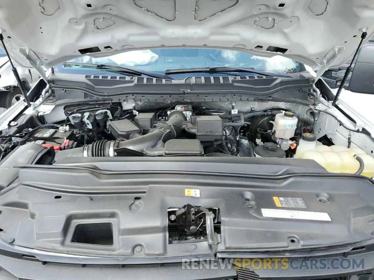 13 Photograph of a damaged car 1FTBF2A60NEF41677 FORD F250 2022