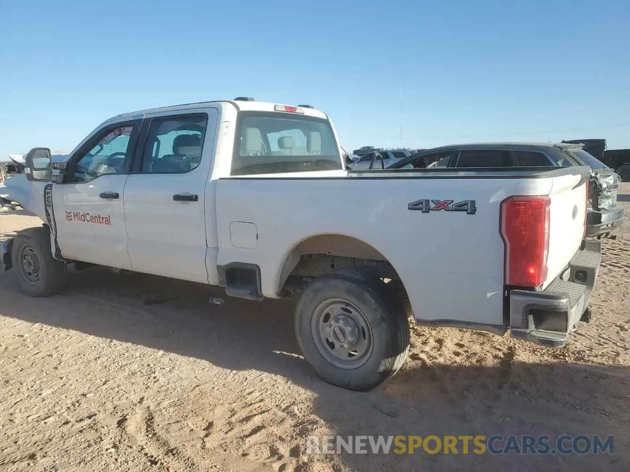 2 Photograph of a damaged car 1FT7W2BA5PED32561 FORD F250 2023