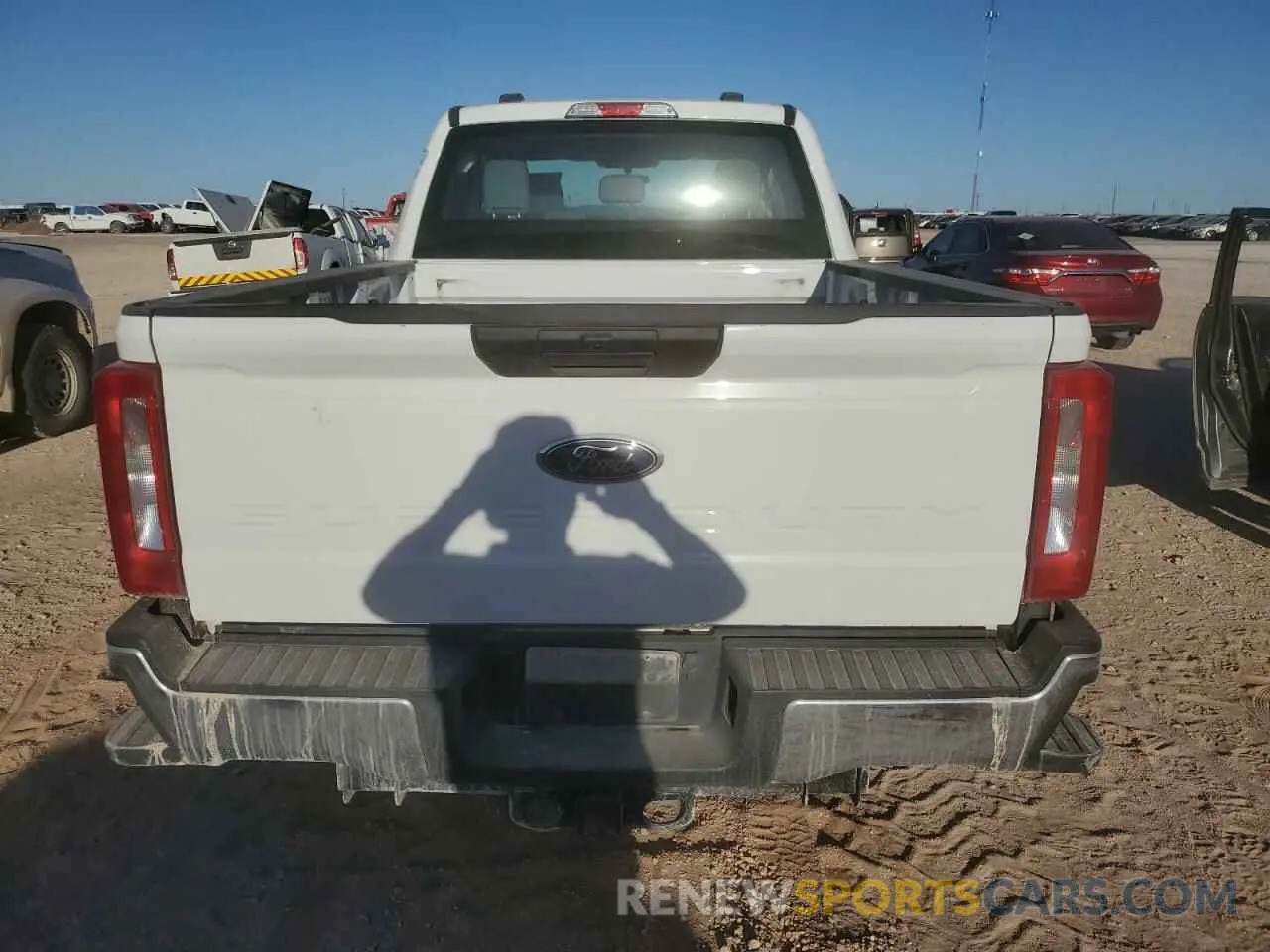 6 Photograph of a damaged car 1FT7W2BA5PED32561 FORD F250 2023
