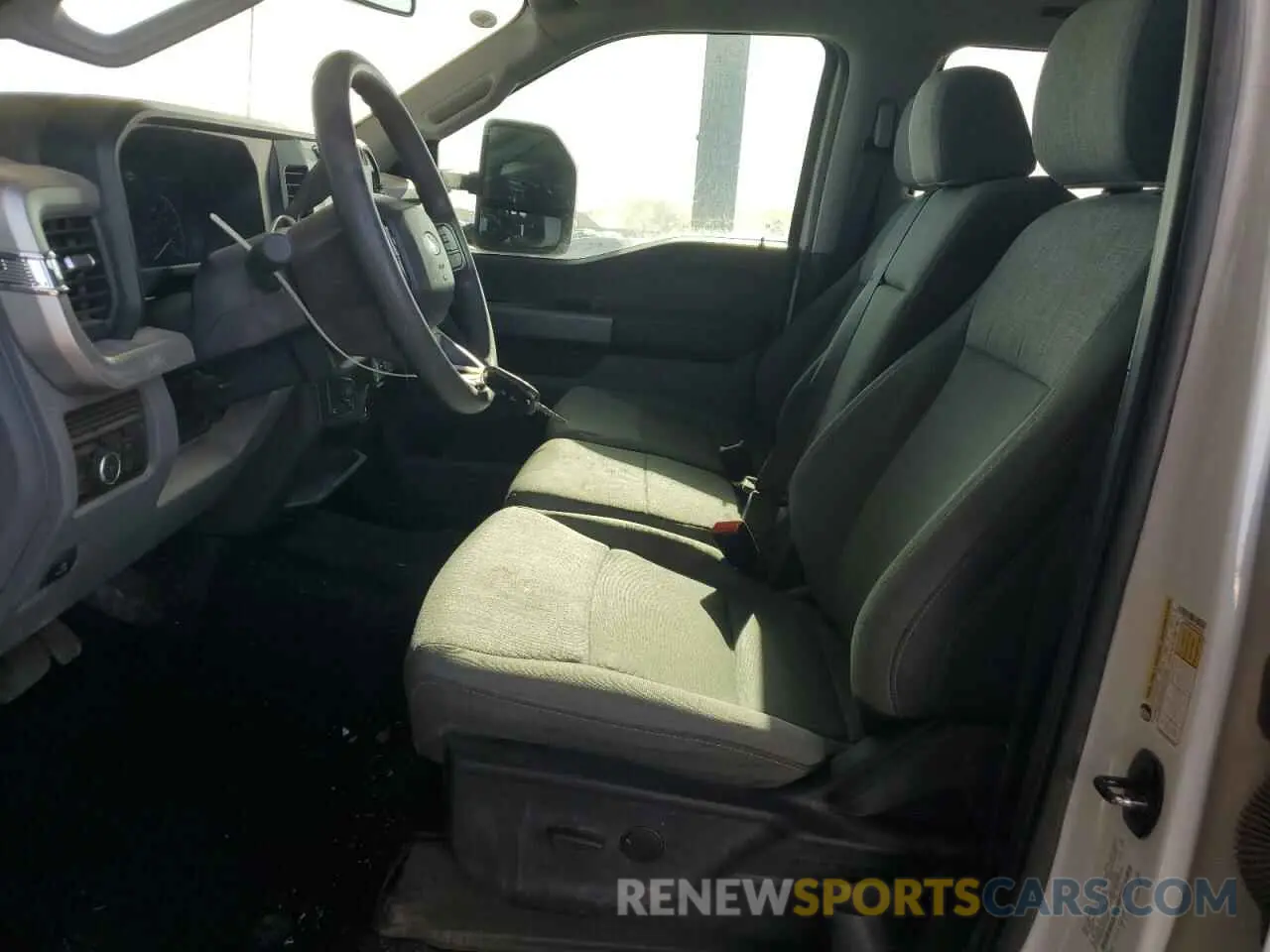 7 Photograph of a damaged car 1FT7W2BN7PED35643 FORD F250 2023