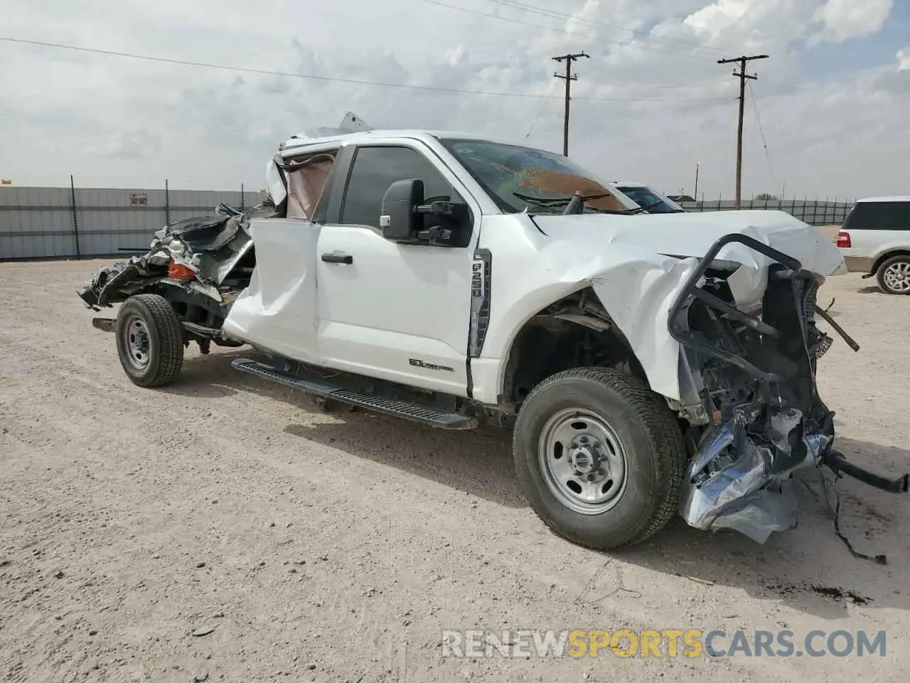 4 Photograph of a damaged car 1FT7W2BT0PEC72190 FORD F250 2023