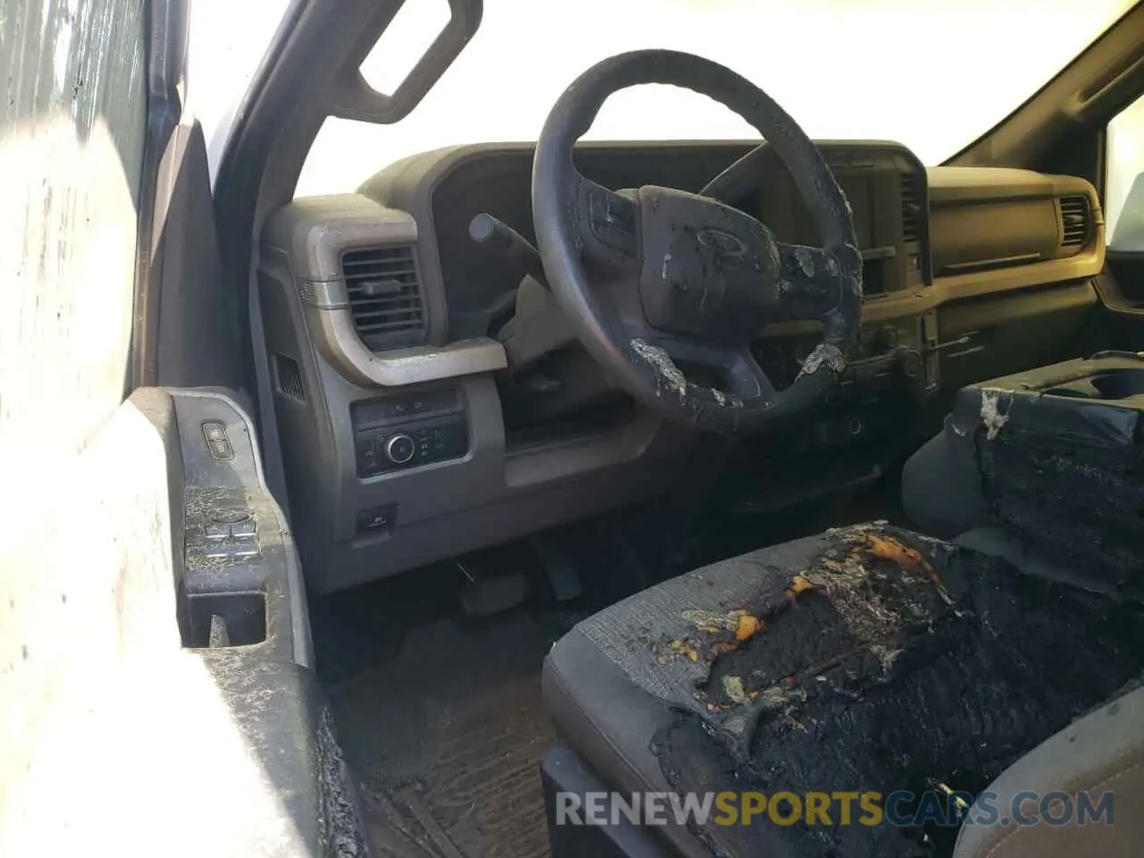 8 Photograph of a damaged car 1FT7W2BT5PED75881 FORD F250 2023