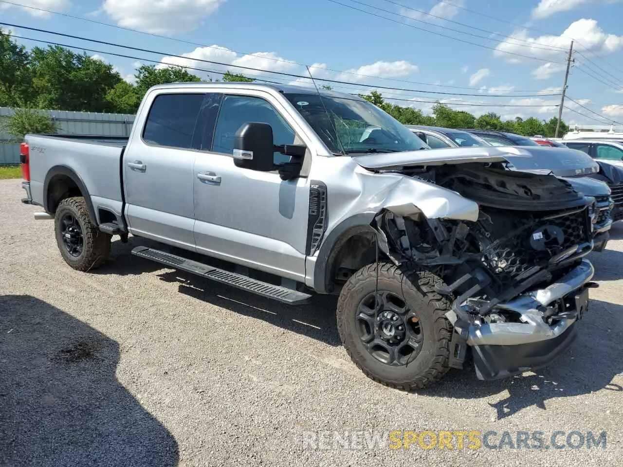 4 Фотография поврежденного автомобиля 1FT8W2BN3PEC62789 FORD F250 2023