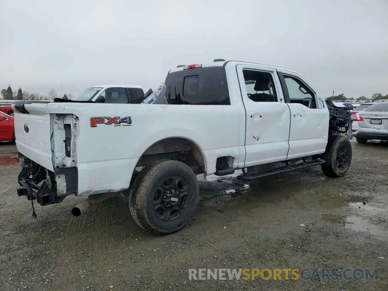 3 Фотография поврежденного автомобиля 1FT8W2BN4PED34325 FORD F250 2023