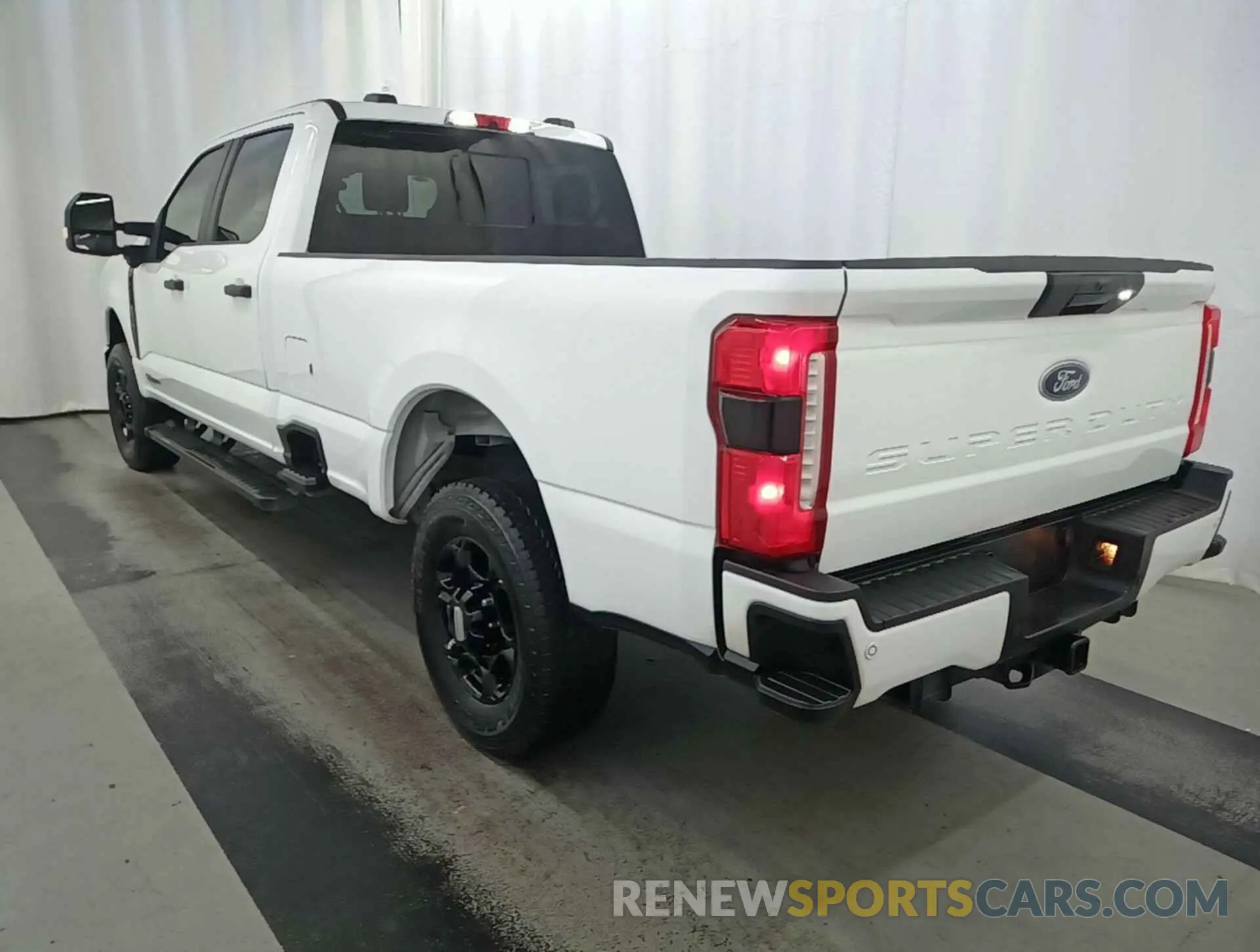 5 Фотография поврежденного автомобиля 1FT8W2BT0PEC15086 FORD F250 2023