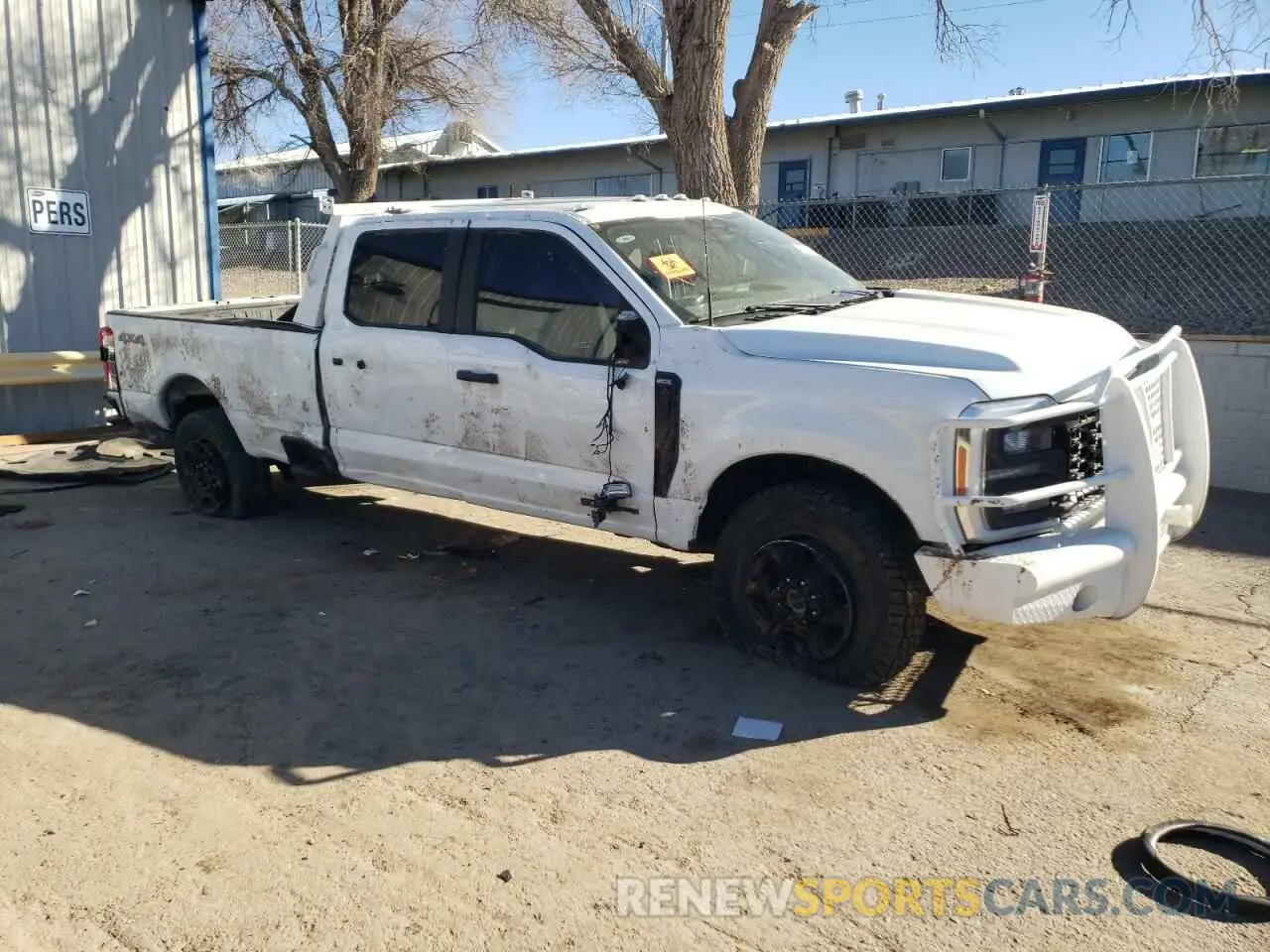 4 Photograph of a damaged car 1FT8W2BT2PEC56514 FORD F250 2023