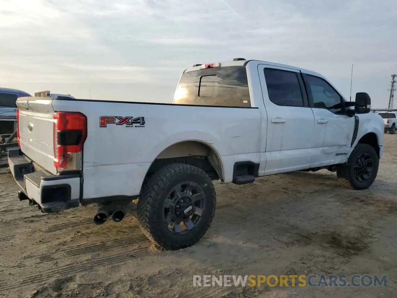 3 Фотография поврежденного автомобиля 1FT8W2BT7PED01186 FORD F250 2023