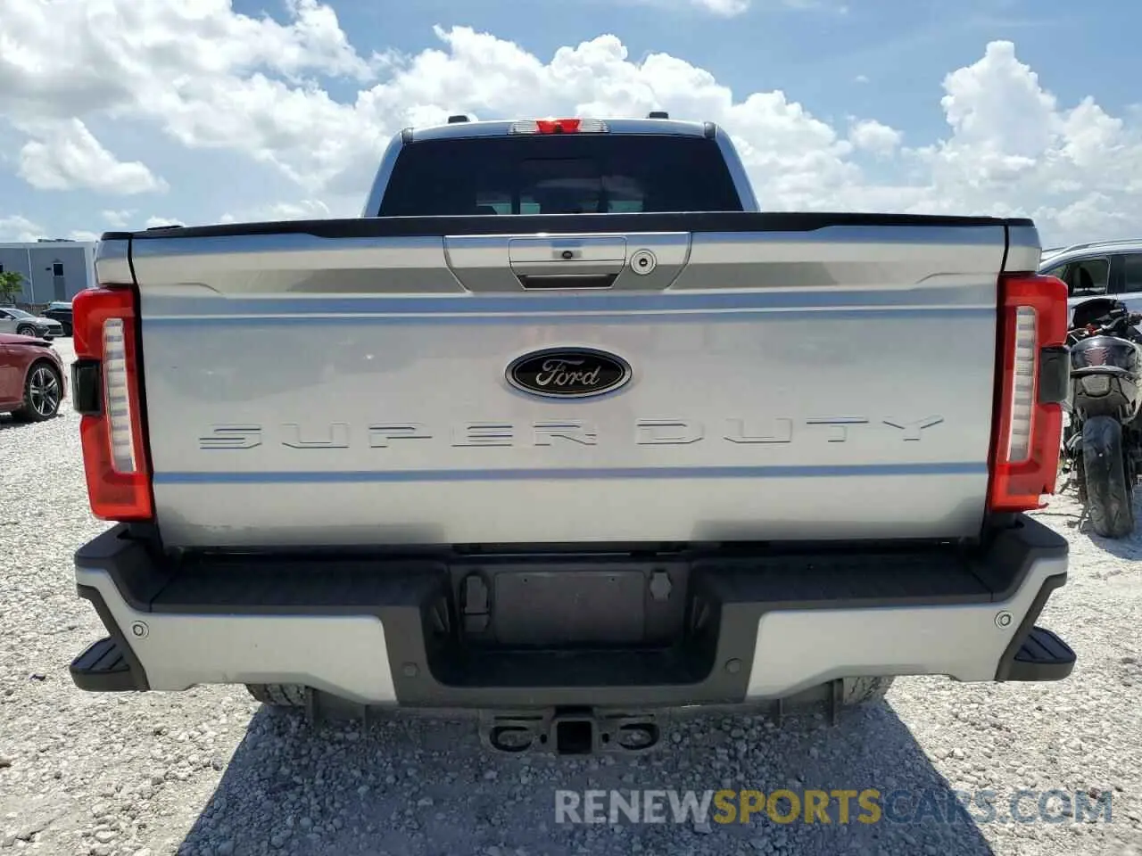 6 Photograph of a damaged car 1FT8W2BT7PEE14071 FORD F250 2023