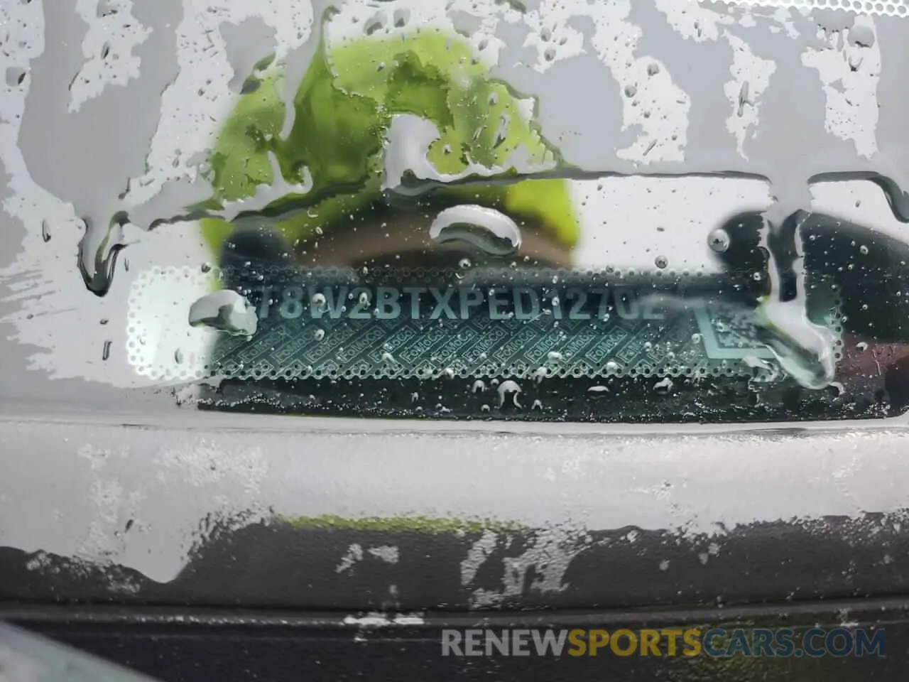 14 Photograph of a damaged car 1FT8W2BTXPED12702 FORD F250 2023