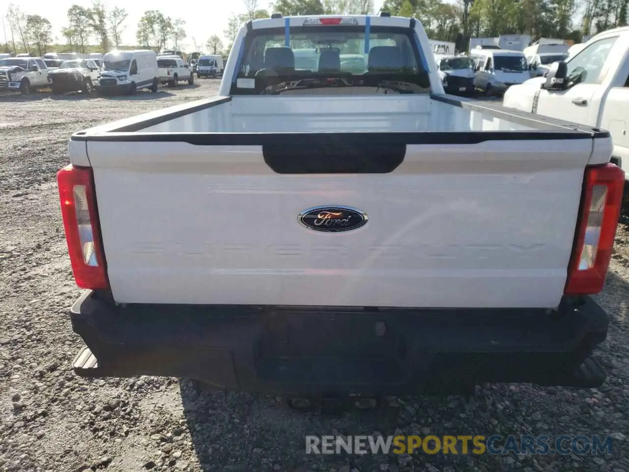 10 Фотография поврежденного автомобиля 1FTBF2BA4PED76965 FORD F250 2023