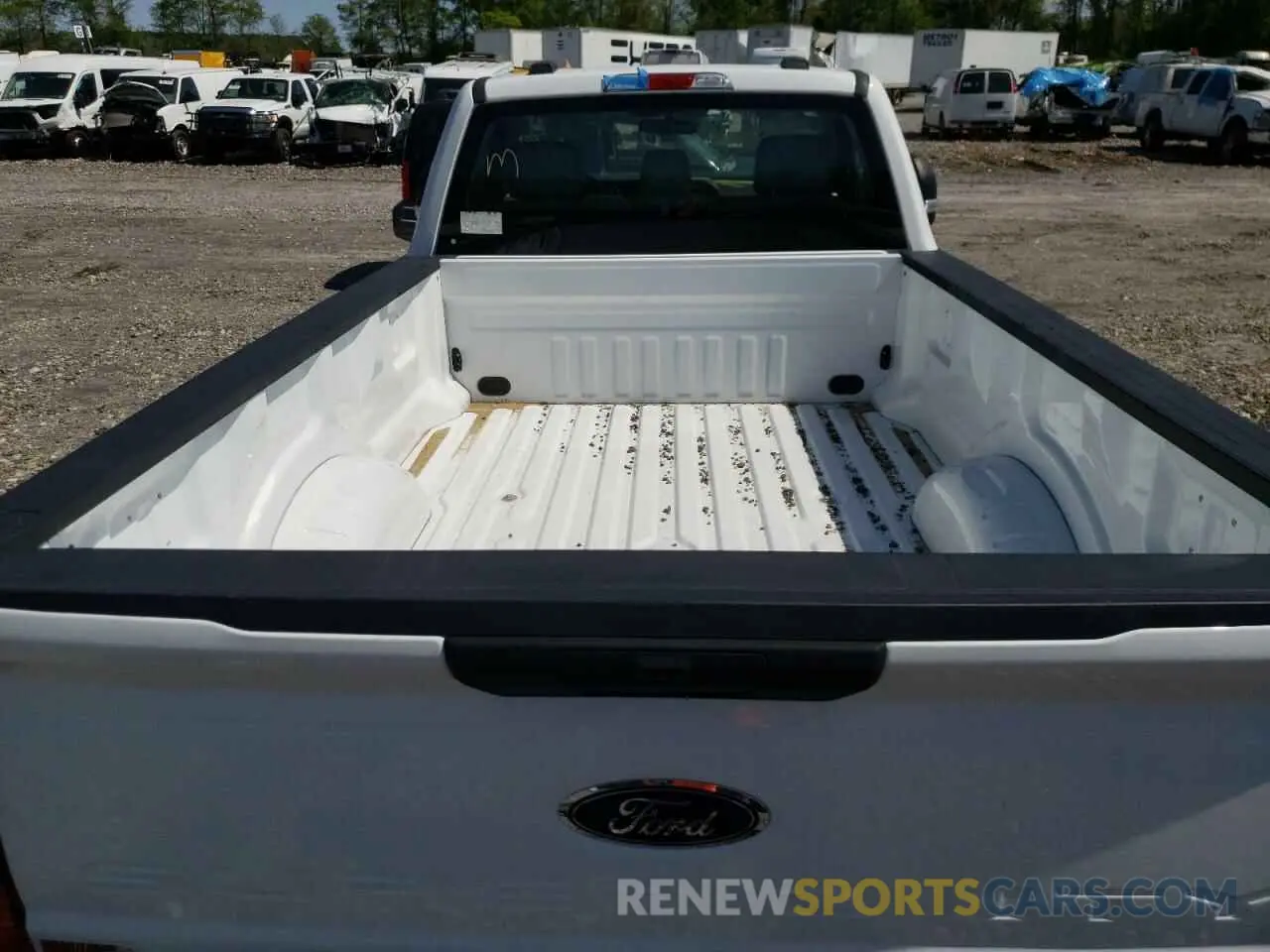 10 Фотография поврежденного автомобиля 1FTBF2BAXPED63301 FORD F250 2023